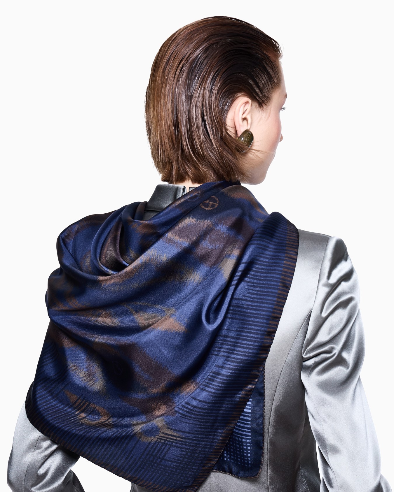Printed silk foulard Slide 2
