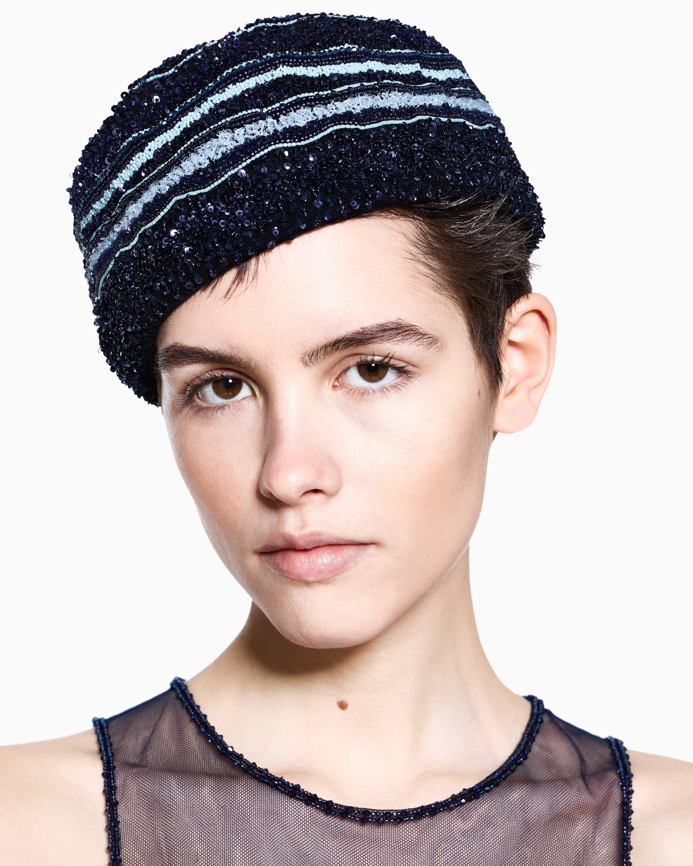 자수 벨벳 모자 슬라이드 2