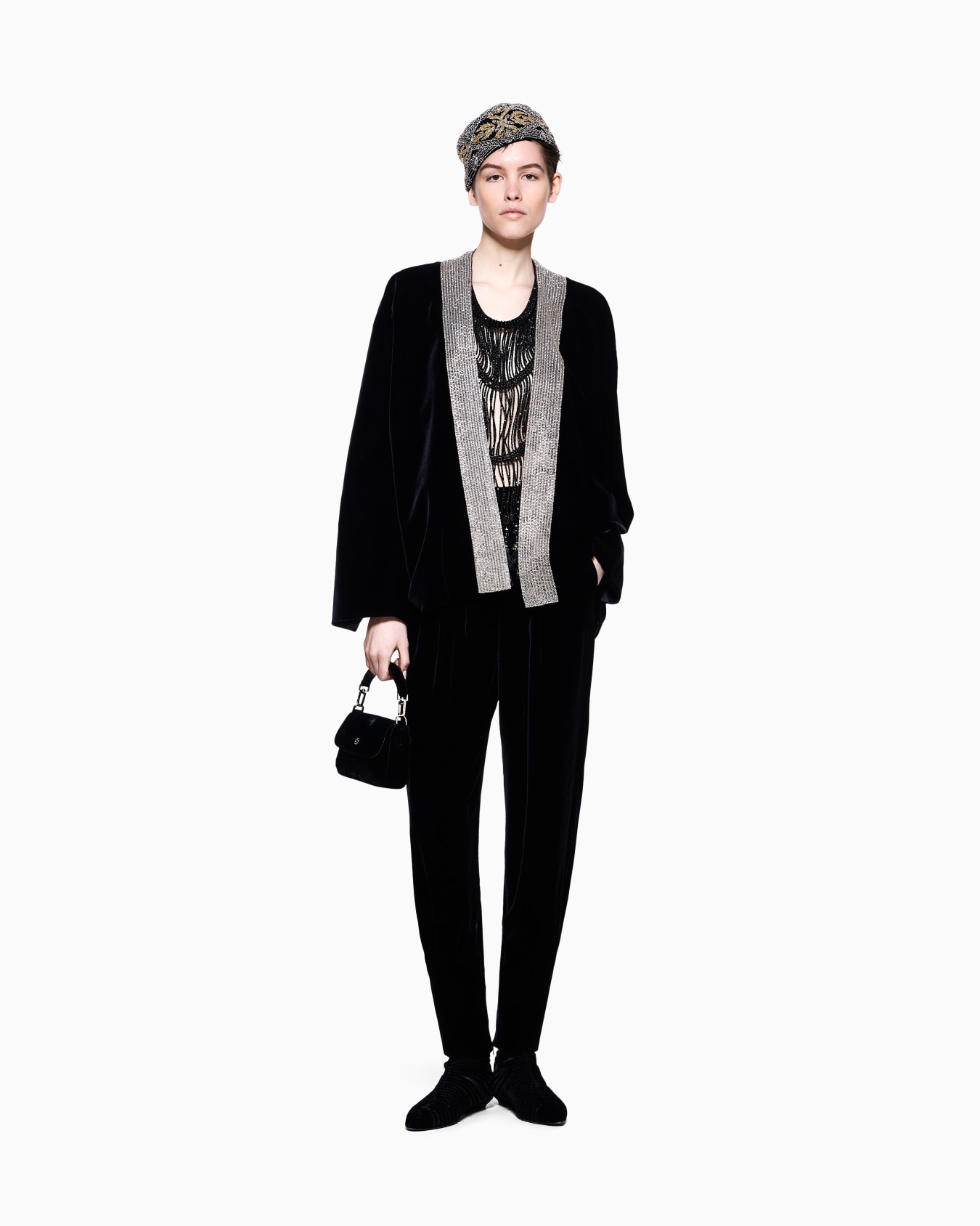 Embroidered velvet jacket  Slide 2