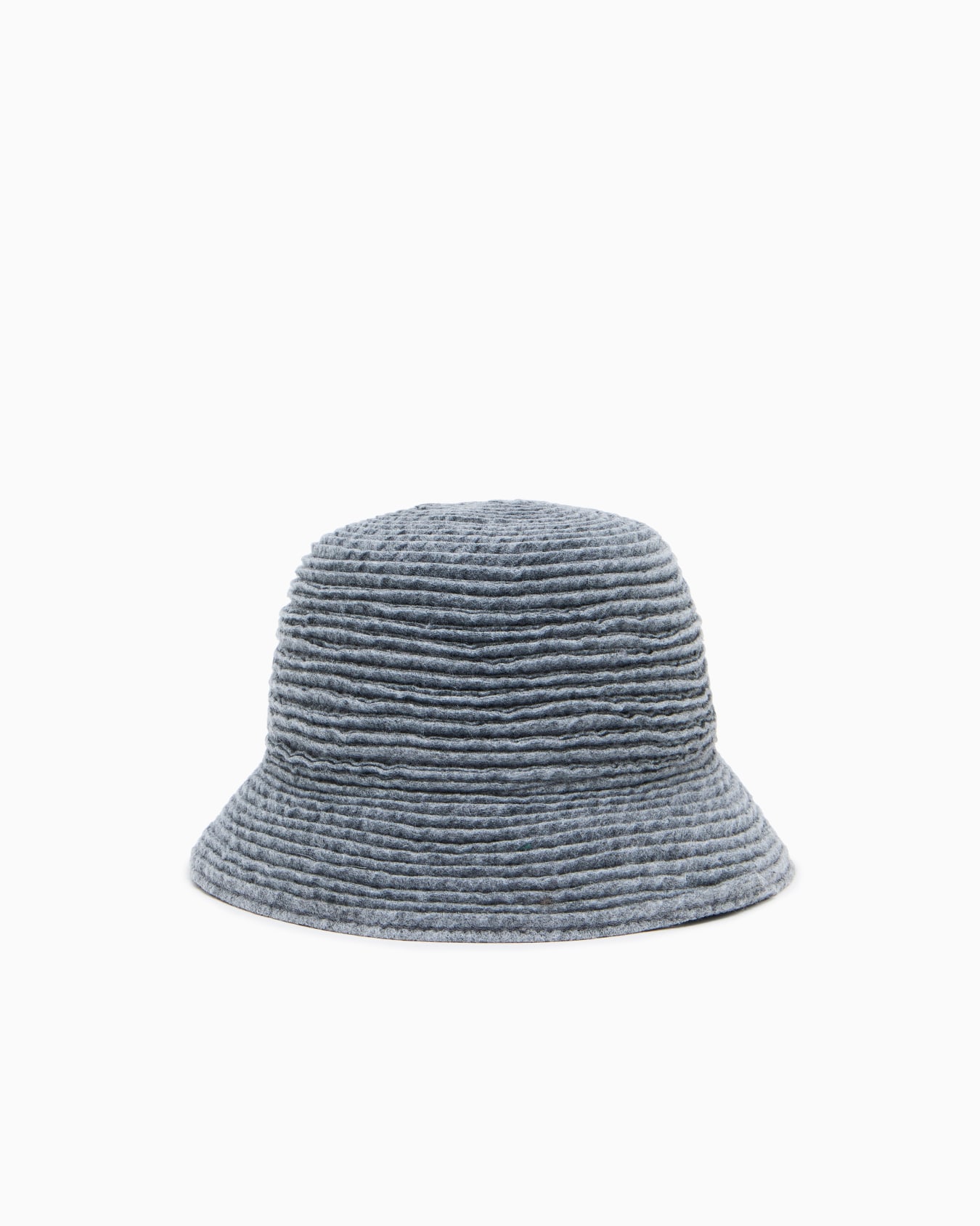 Hat in wool webbing Slide 1