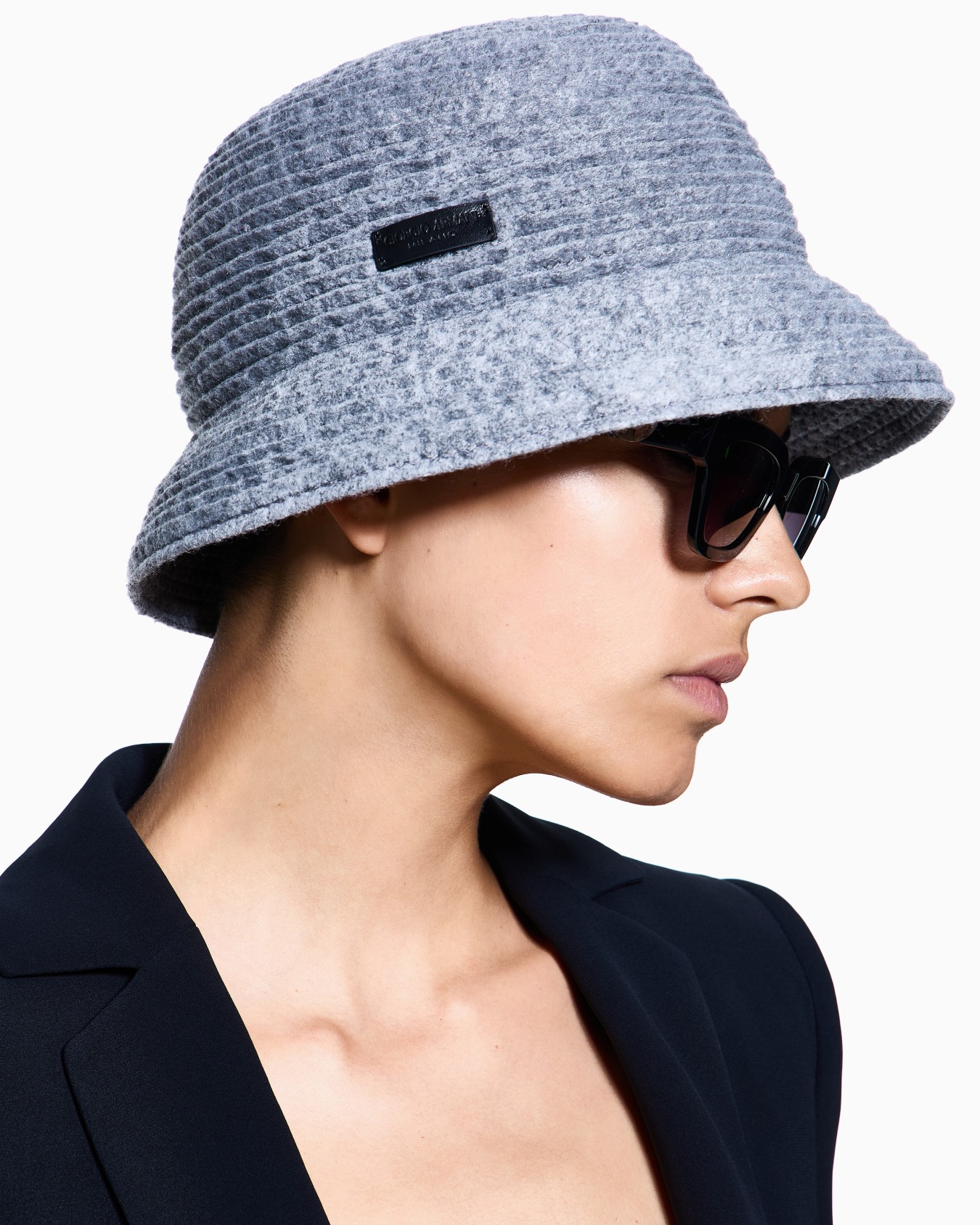 Hat in wool webbing Slide 3