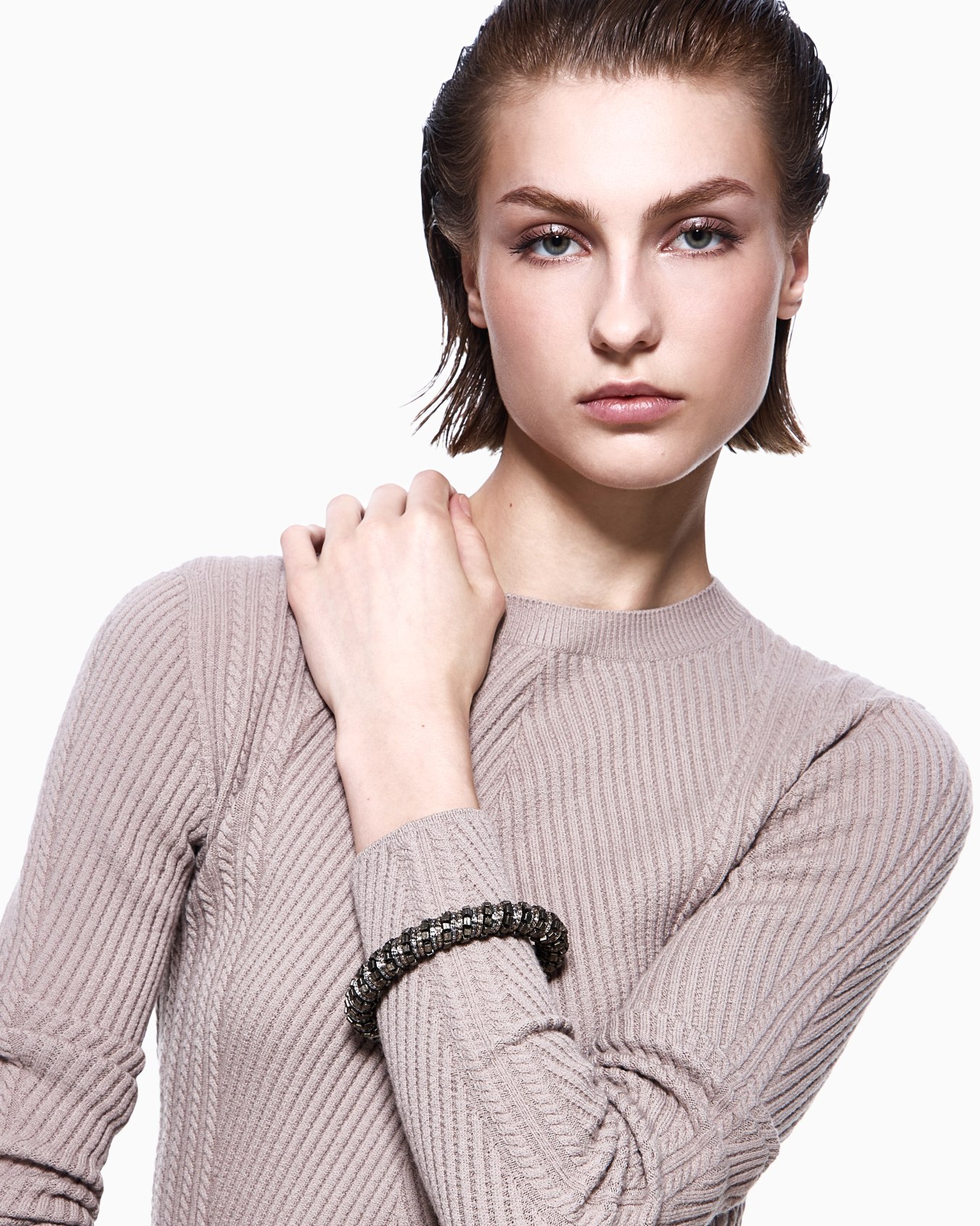 Armband aus Leder und Stoff Folie 2