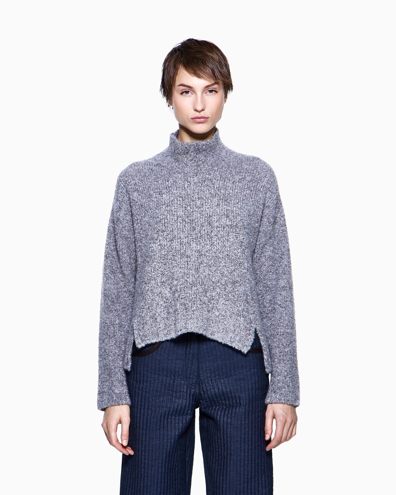 Mock-neck jumper in bouclé cashmere, and silk Slide 3