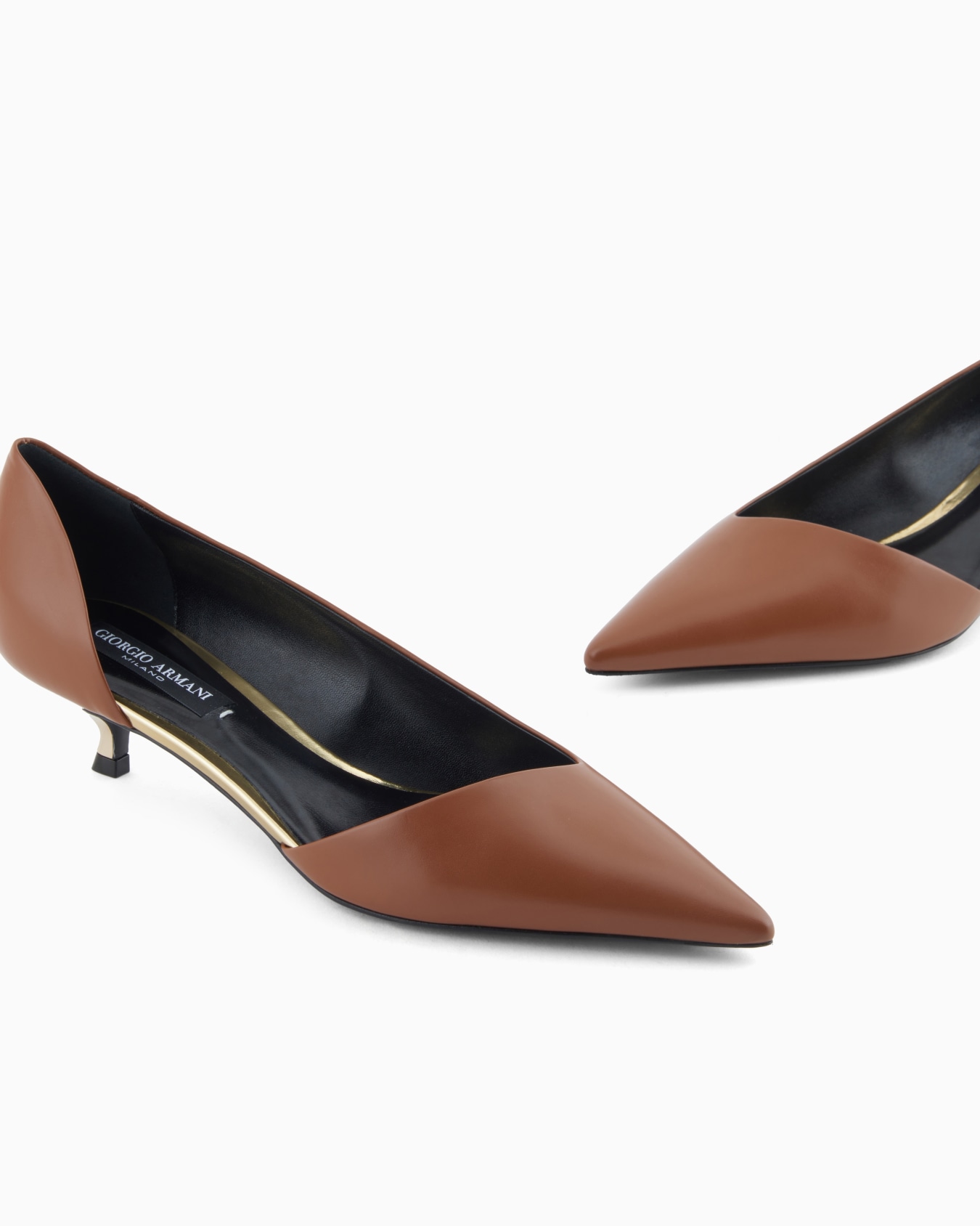 D'Orsay court shoes in calfskin  Slide 4