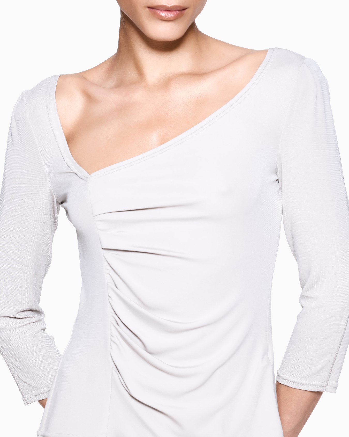 Pull en jersey de viscose avec encolure asymétrique Diapositive 4