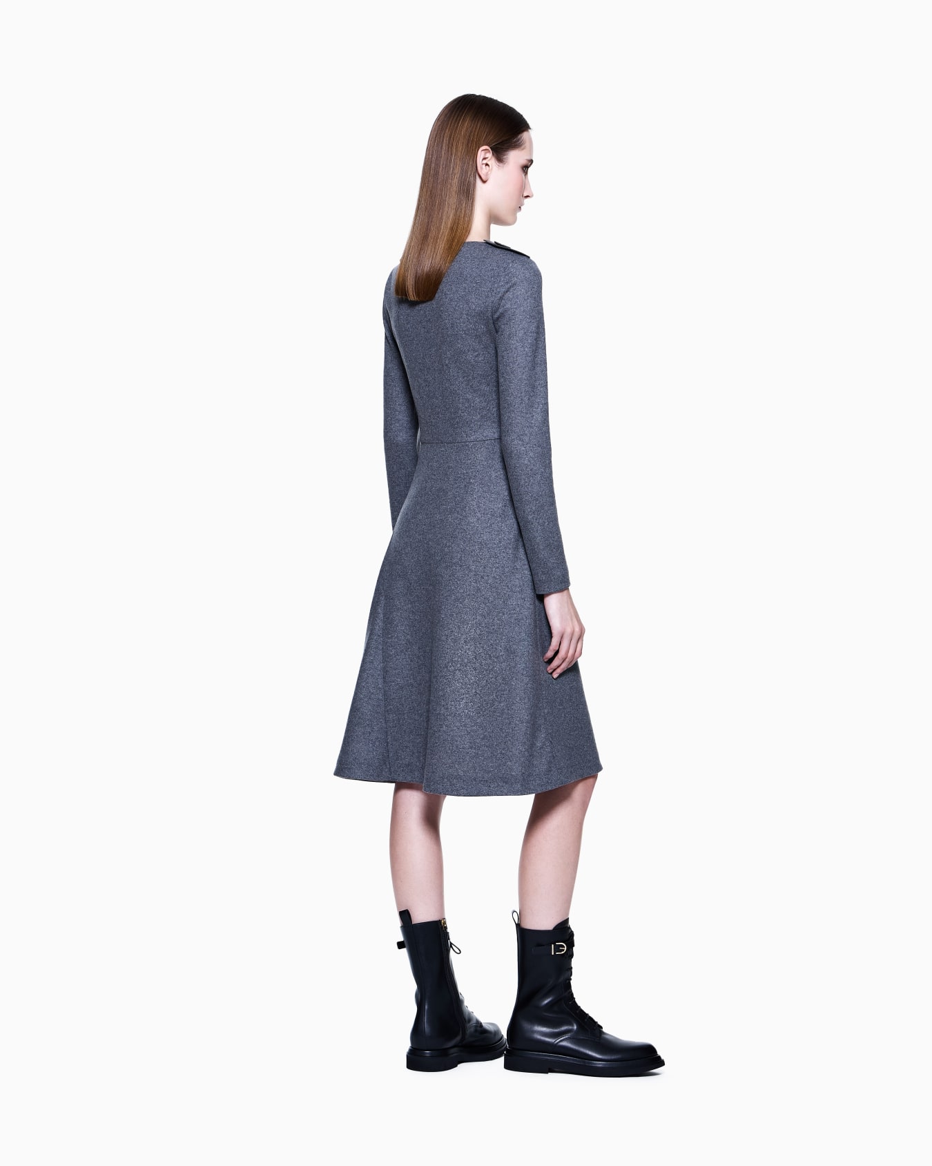 Vestido en punto de lana con detalle de charreteras Diapositiva 2