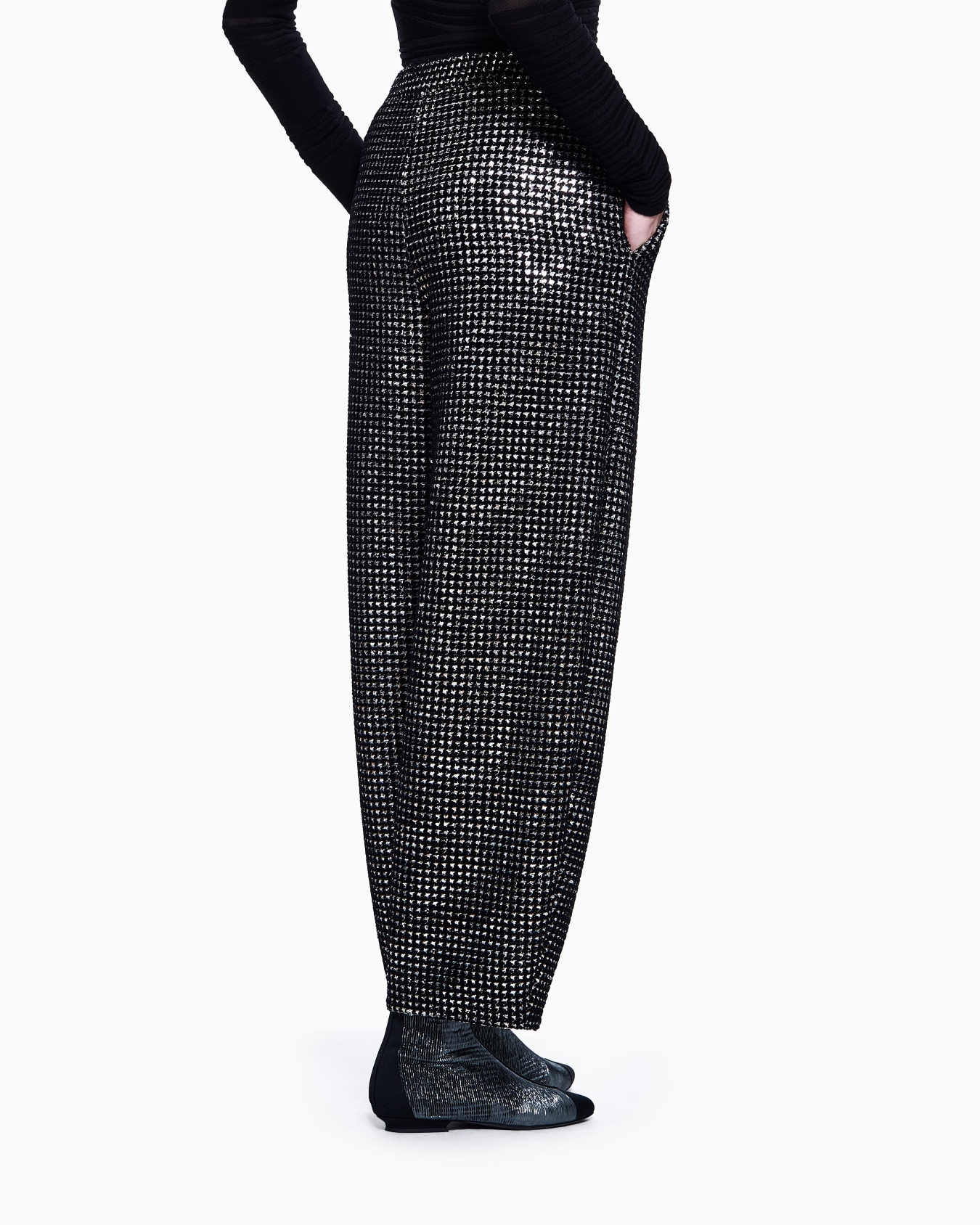Pantaloni a una pince in jersey con stampa flock e paillettes Slide 2