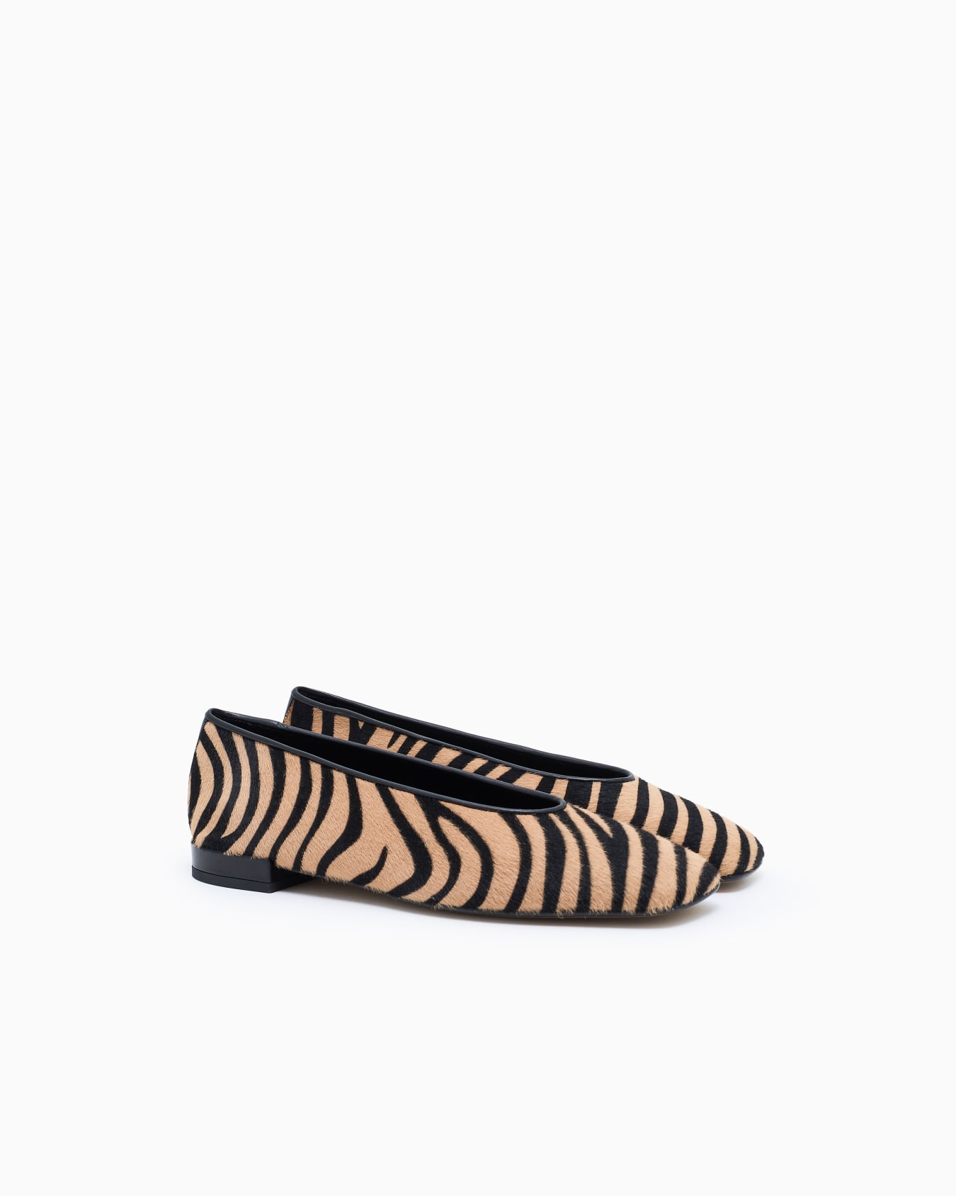 Ballet flats Slide 1