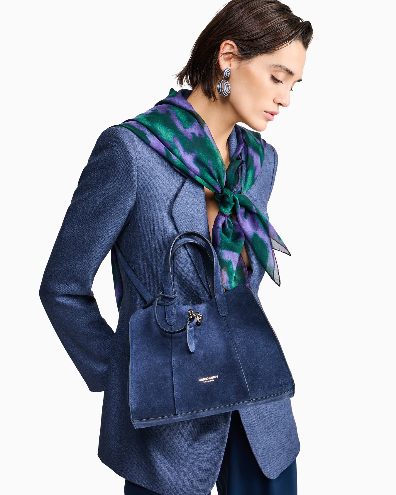 Tote bag piccola in suede Slide 6