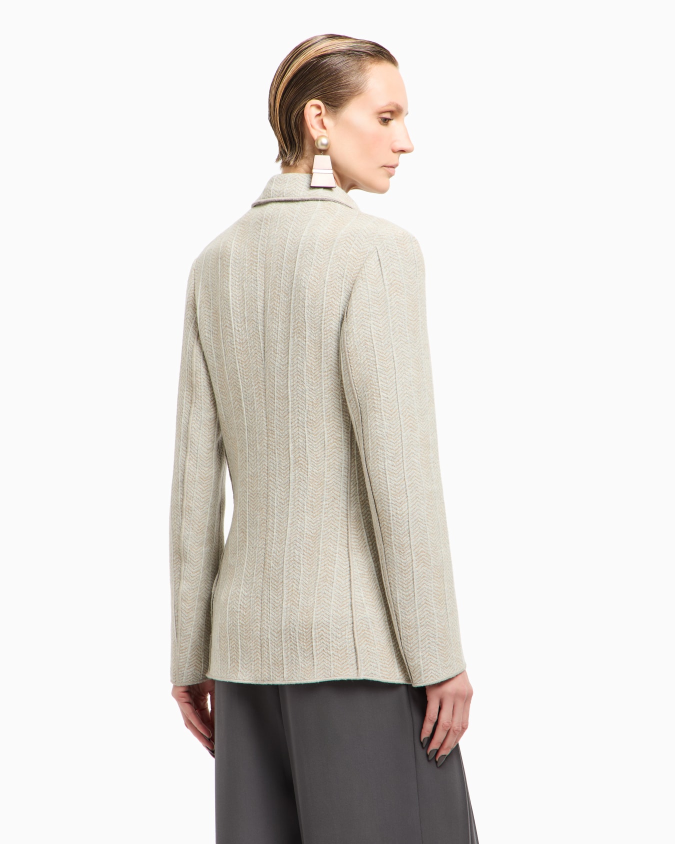 Giacca doppiopetto in jersey di cashmere e viscosa jacquard Slide 3