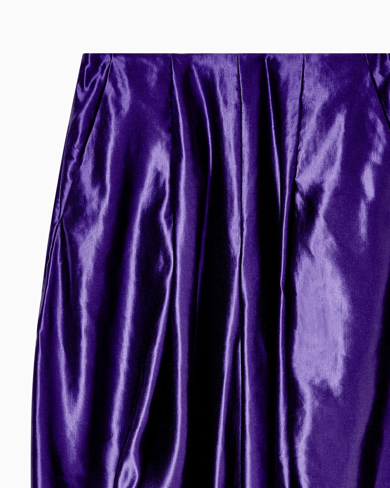 Silk and linen enzyme-treated trousers Slide 4