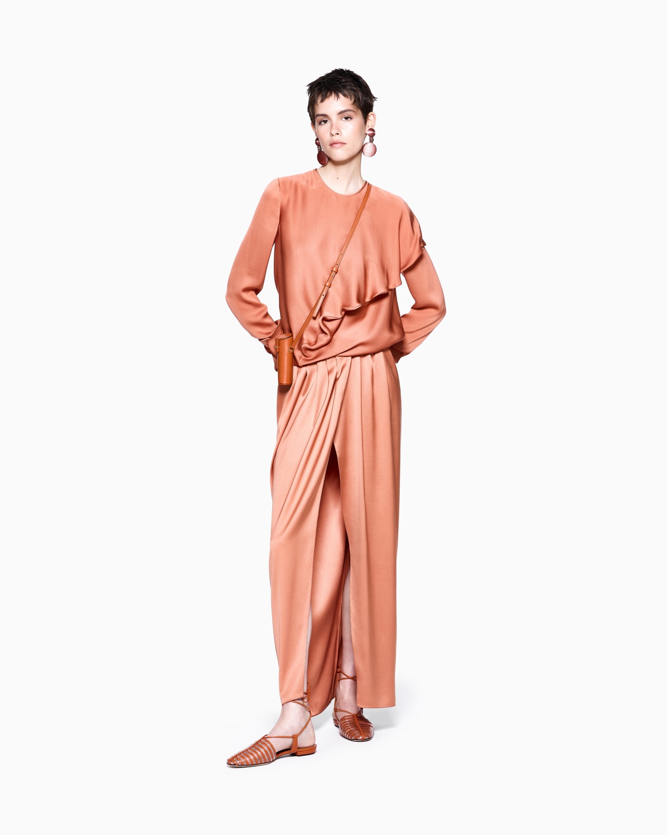 Bluse aus Seidencharmeuse mit Drapierung Folie 2