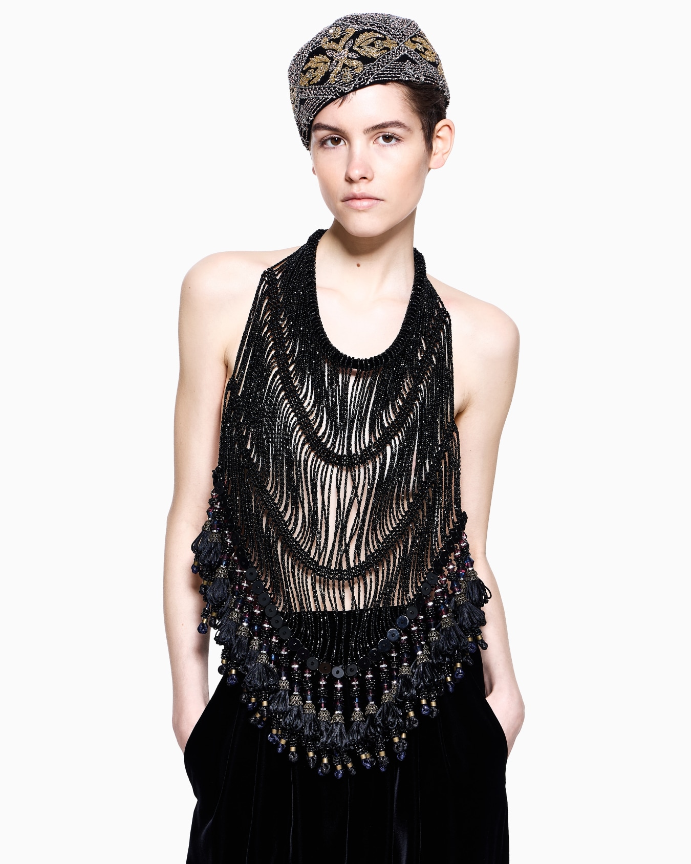 Long necklace with fringes Slide 2