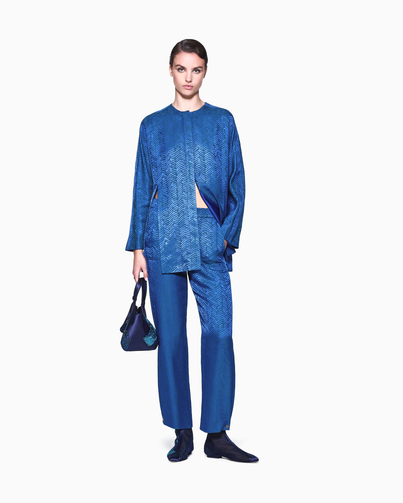 Viscose trousers with chevron jacquard Slide 1