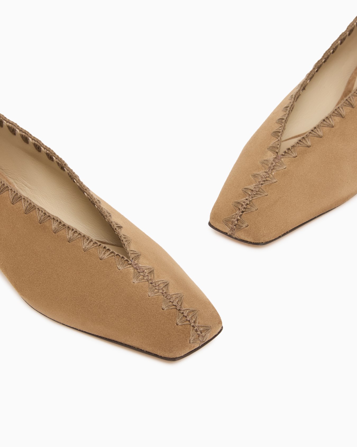 Suede ballerinas with embroidery Slide 4