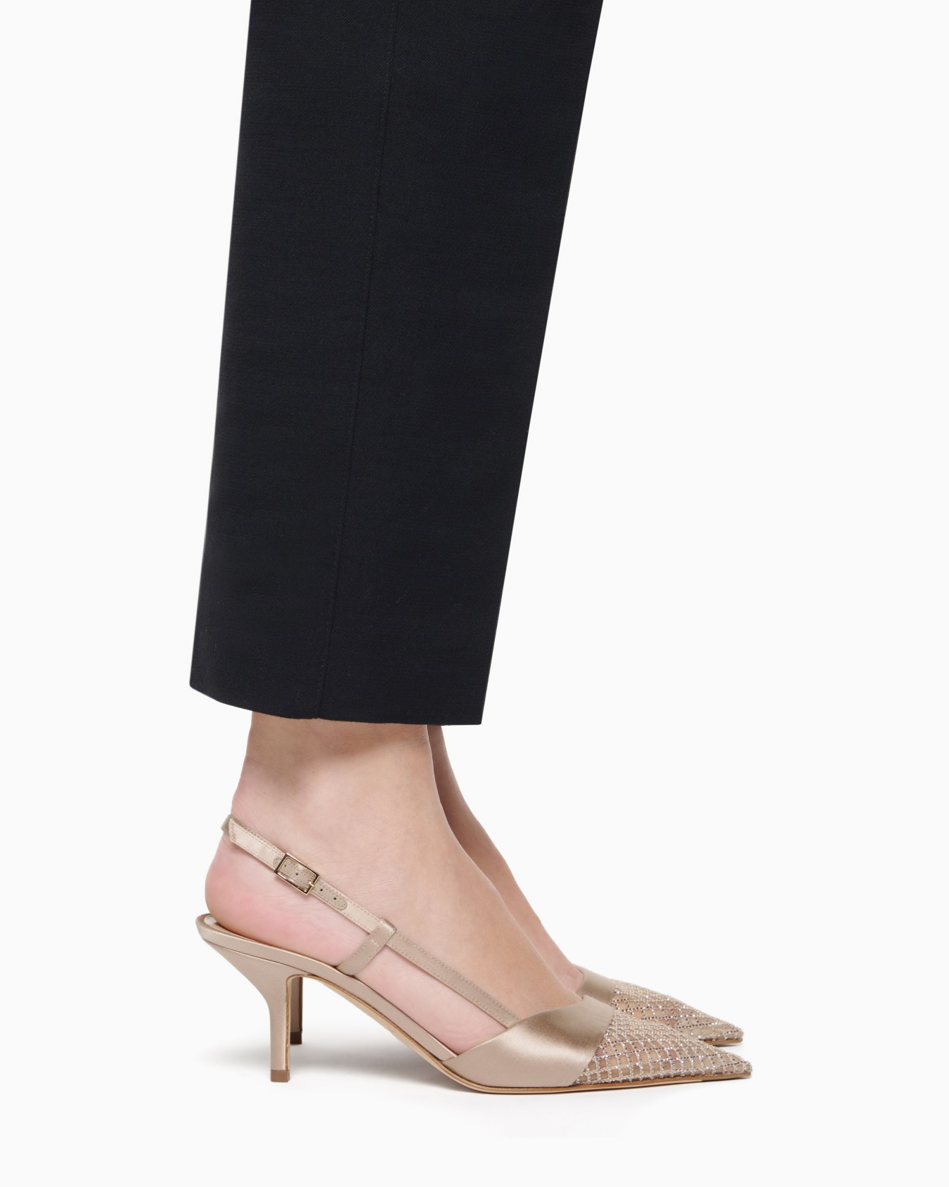 Pumps with satin strap and mesh with rhinestones Slide 5