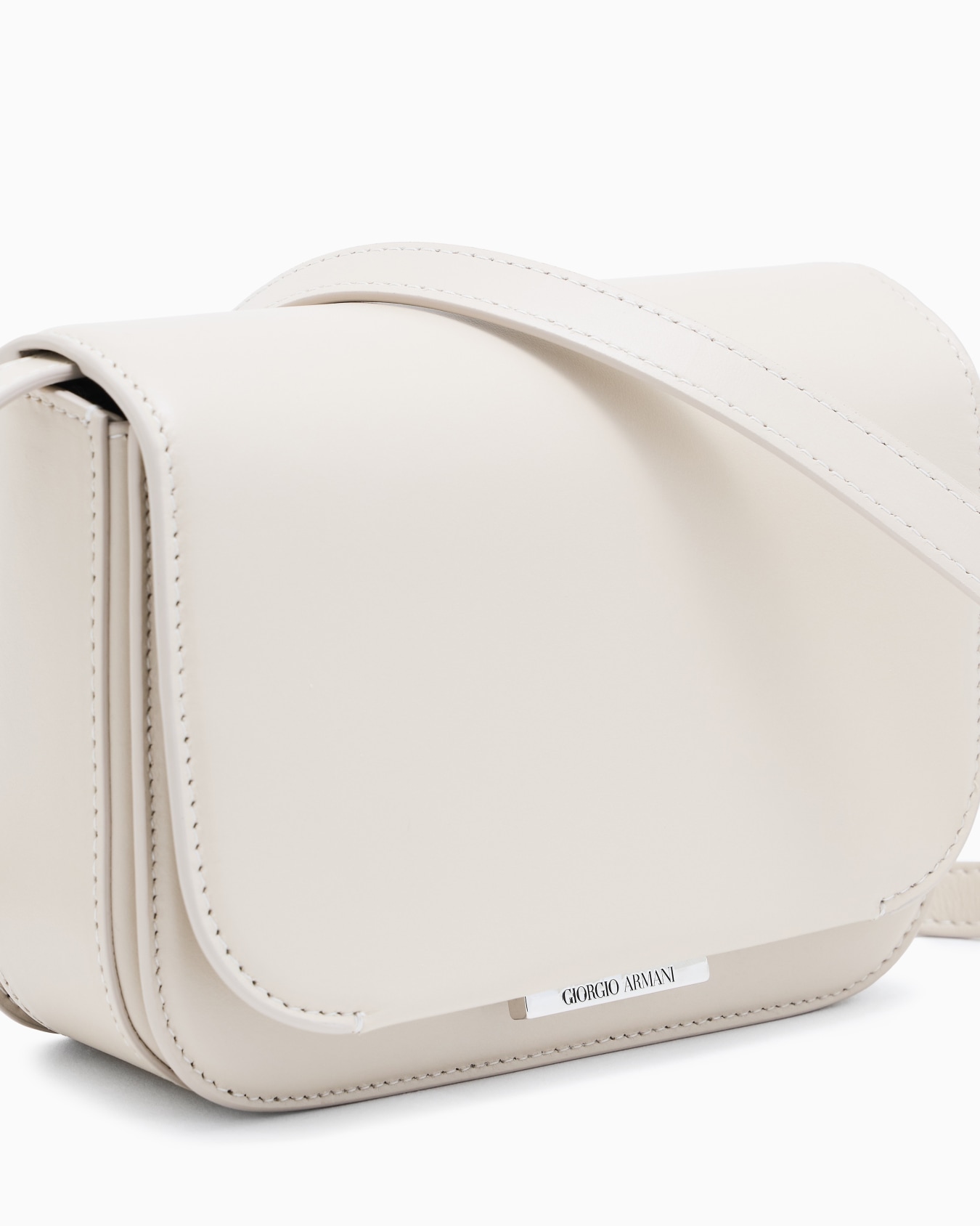 ショルダーバッグ レザー ミディアム スライドする 4