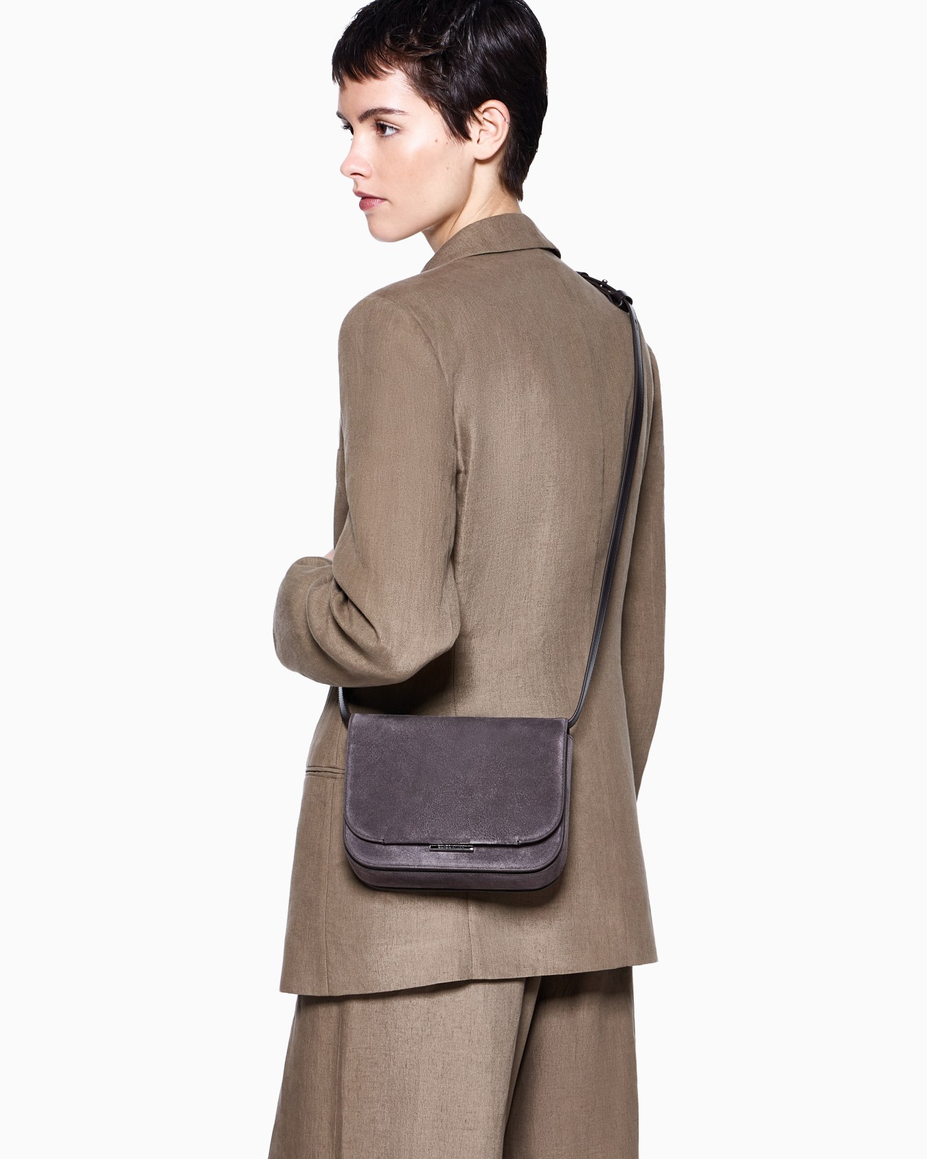 Crossbody Bags Slide 5