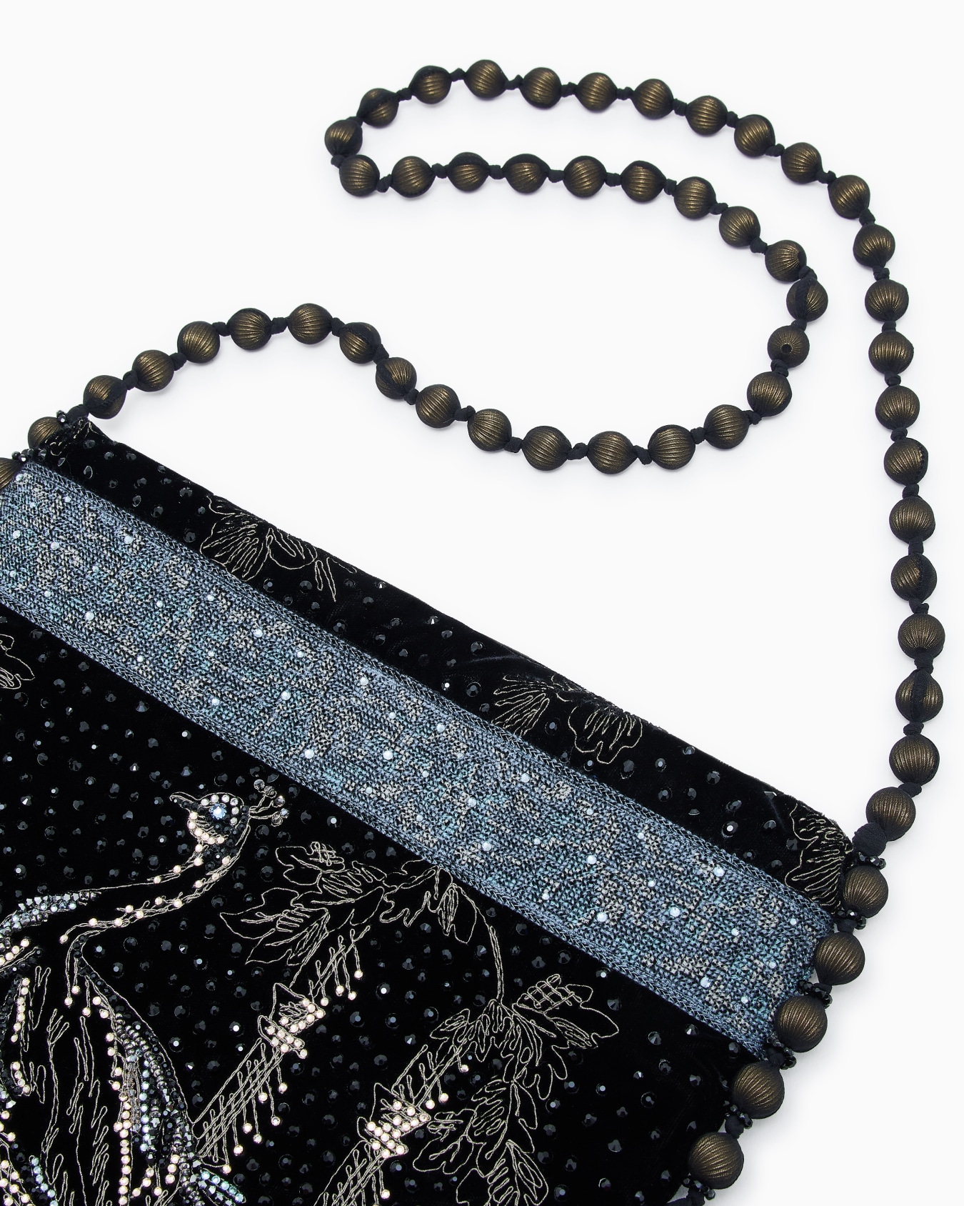 Embroidered velvet shoulder bag Slide 4