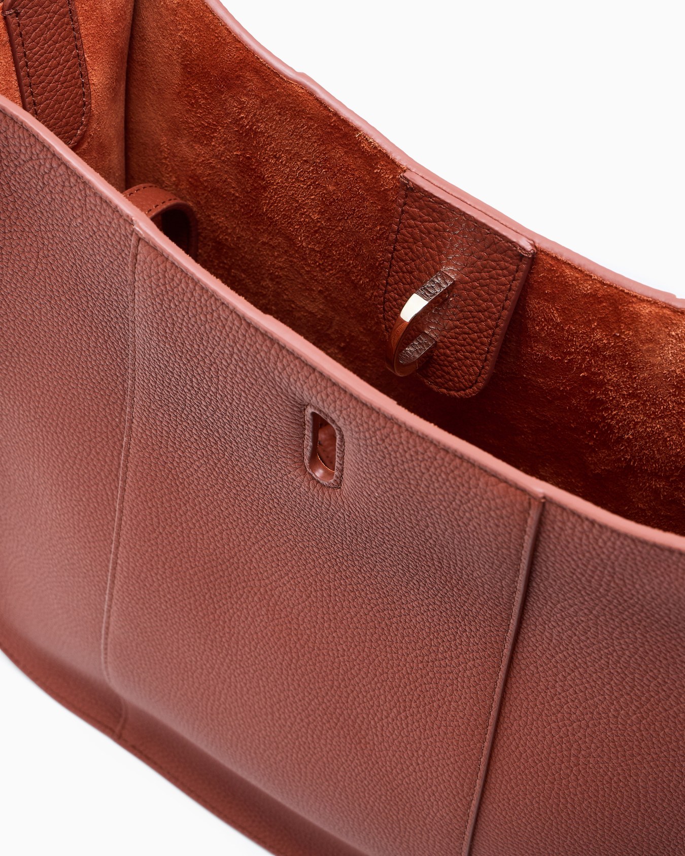 Shoulder Bags Slide 3