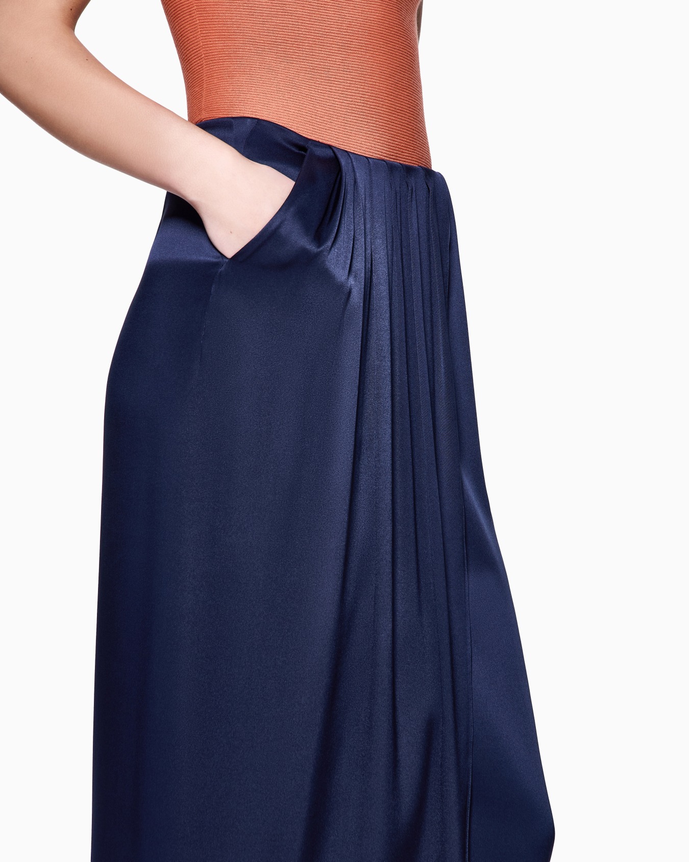 Langer Wickelrock aus Seide Folie 4