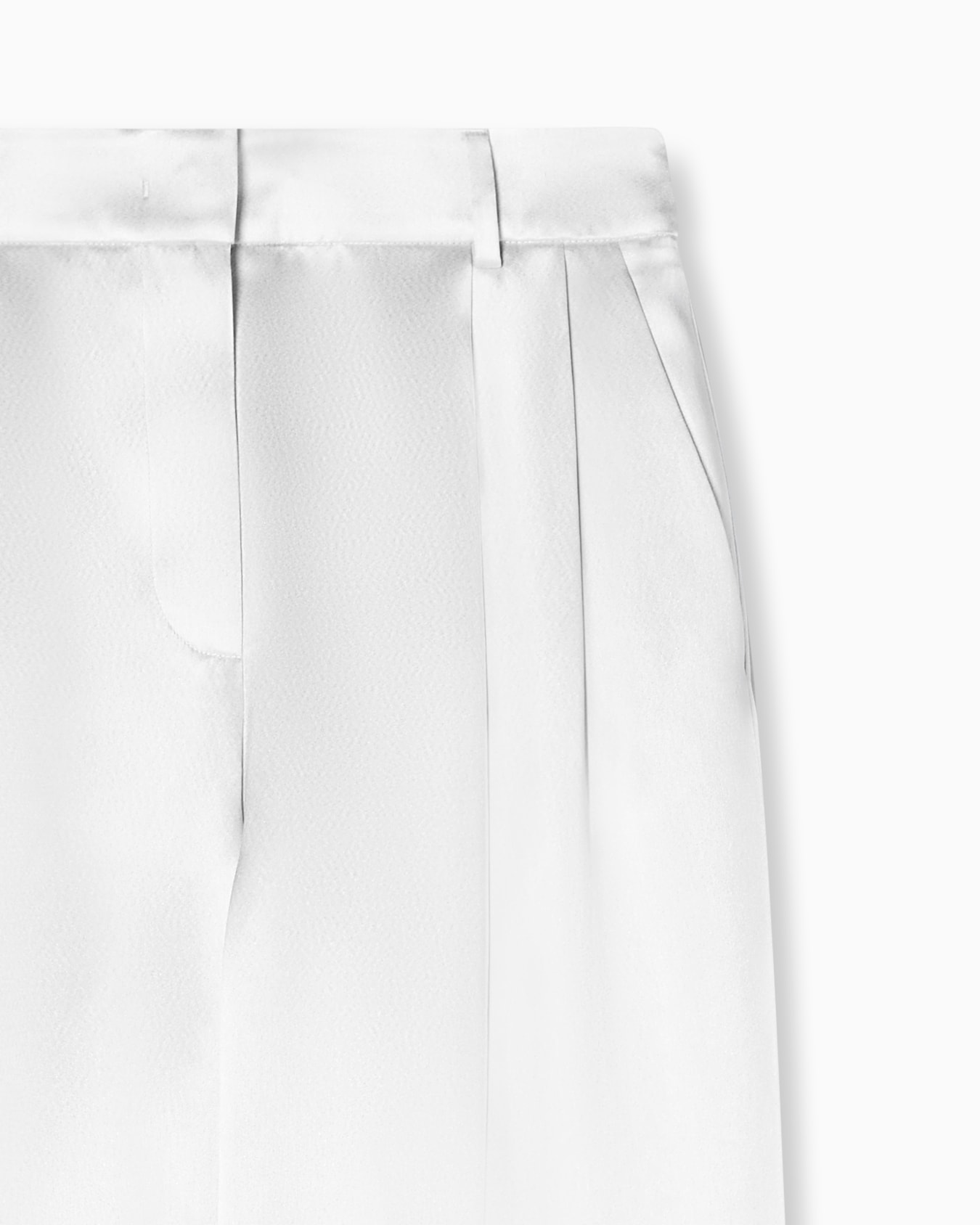 Trousers with pleats in silk satin Slide 3