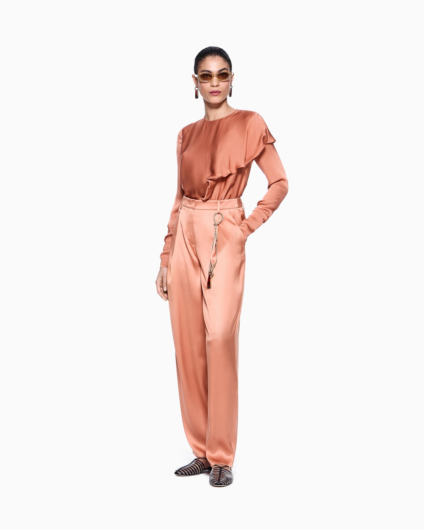 Pantalones informales Diapositiva 1