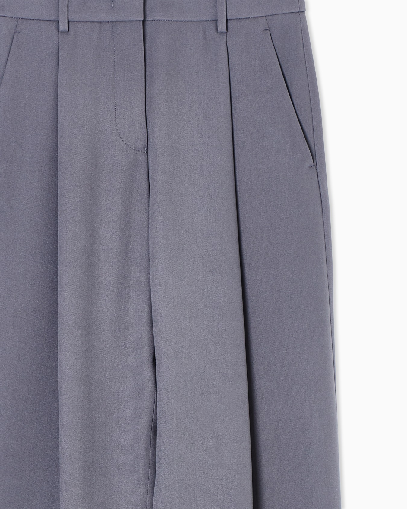 Single-pleat washed silk crêpe trousers Slide 4