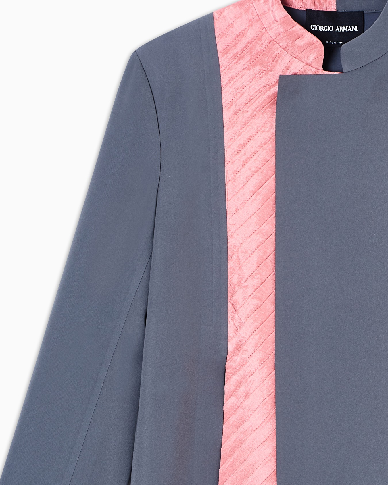 테크니컬 캐디 및 플리츠 실크 롱 재킷 슬라이드 4