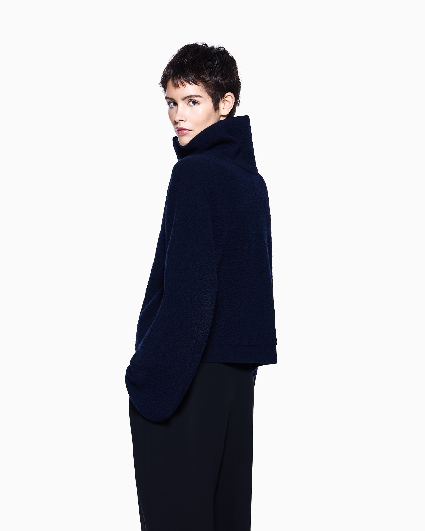 Viscose, cashmere and silk mock-neck jumper Slide 2