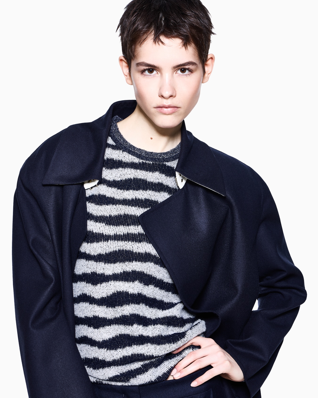 Crew-neck jumper in striped cashmere and silk Slide 5