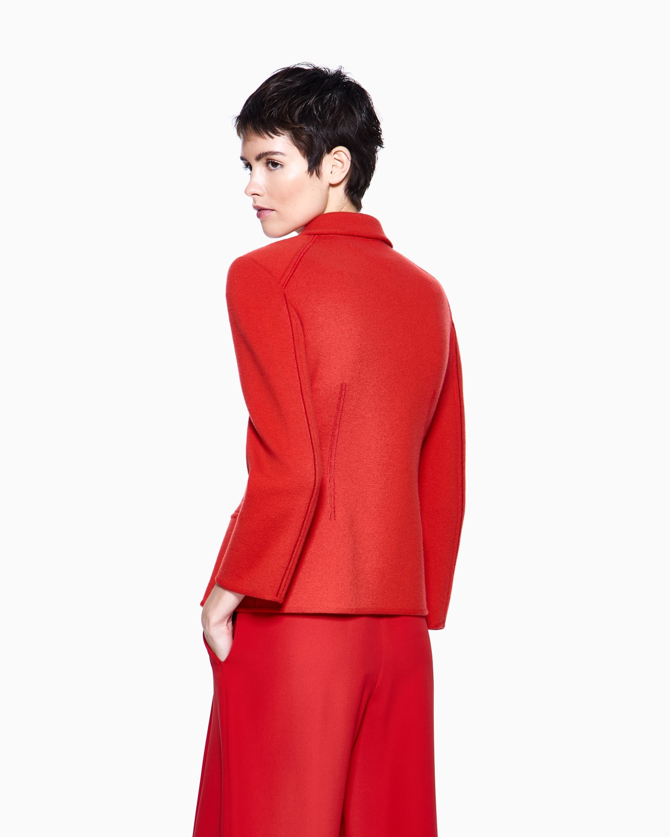 Single-breasted short jacket in cashmere Slide 2