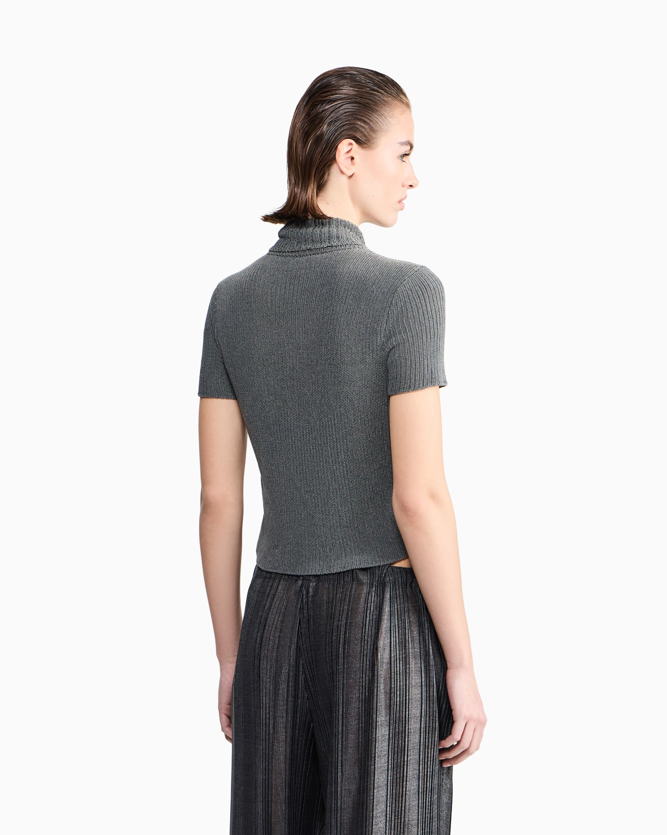 Short-sleeved polo shirt in cotton-blend interlock Slide 6