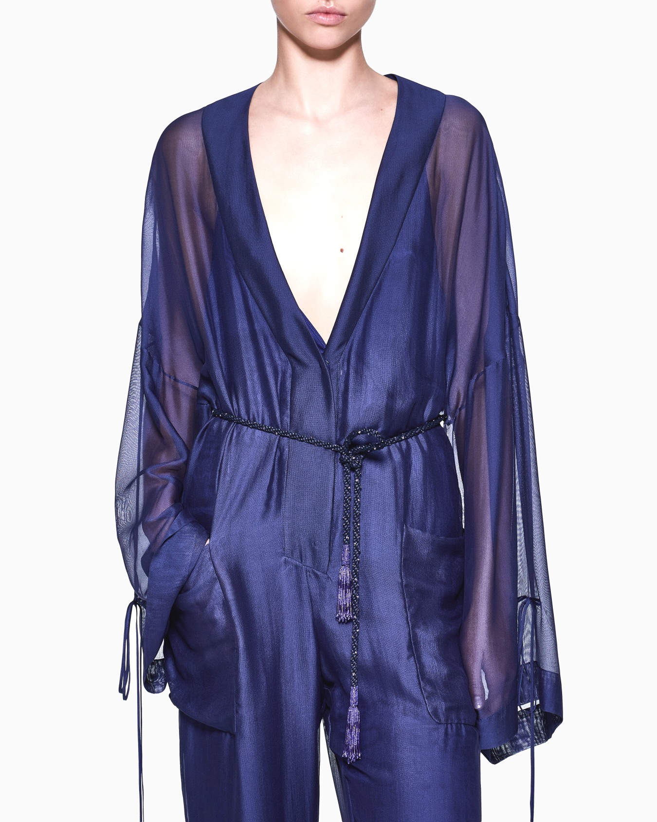 Mono de gasa de viscosa y seda Diapositiva 3