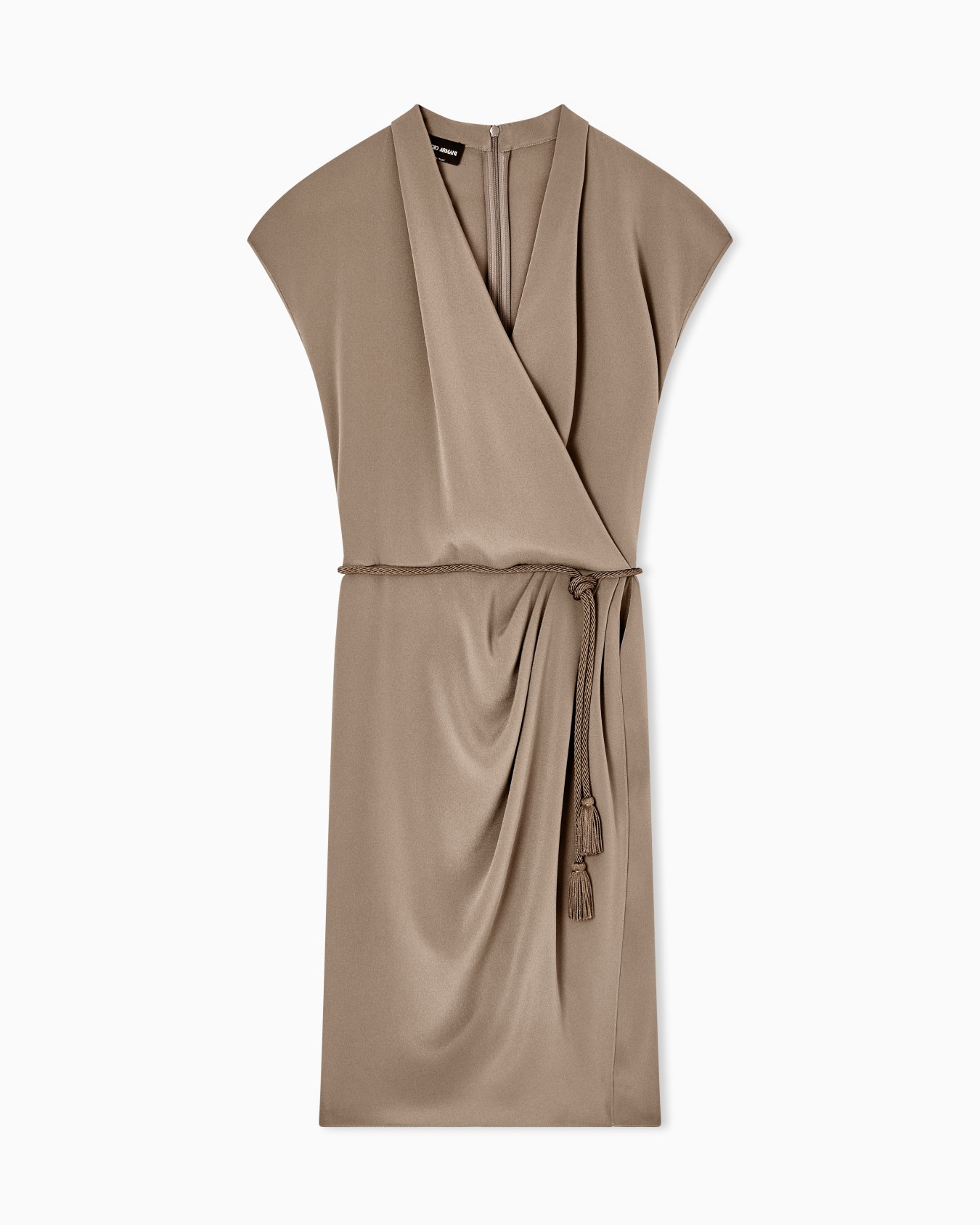 Long dress in silk-blend crêpe Slide 0