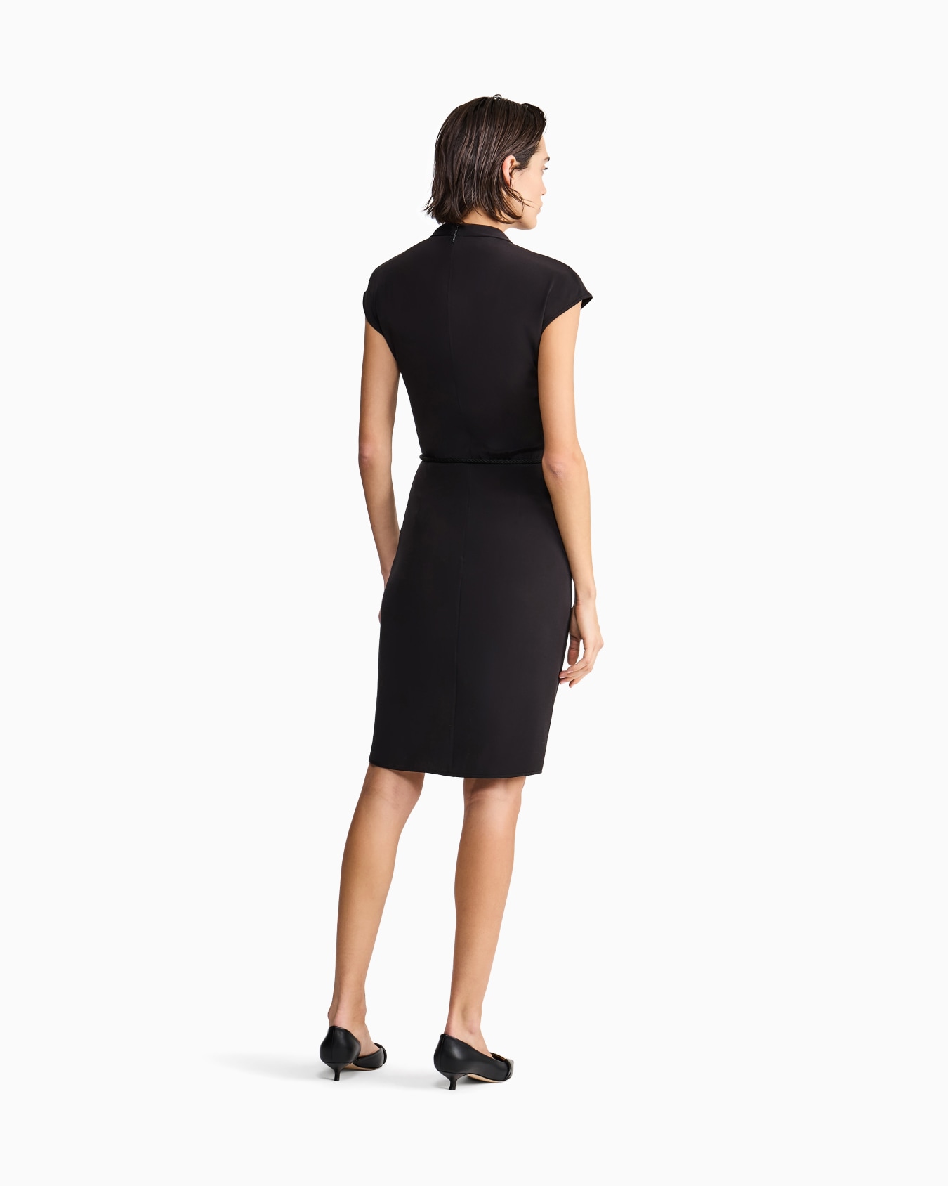 Long dress in silk-blend crêpe Slide 2