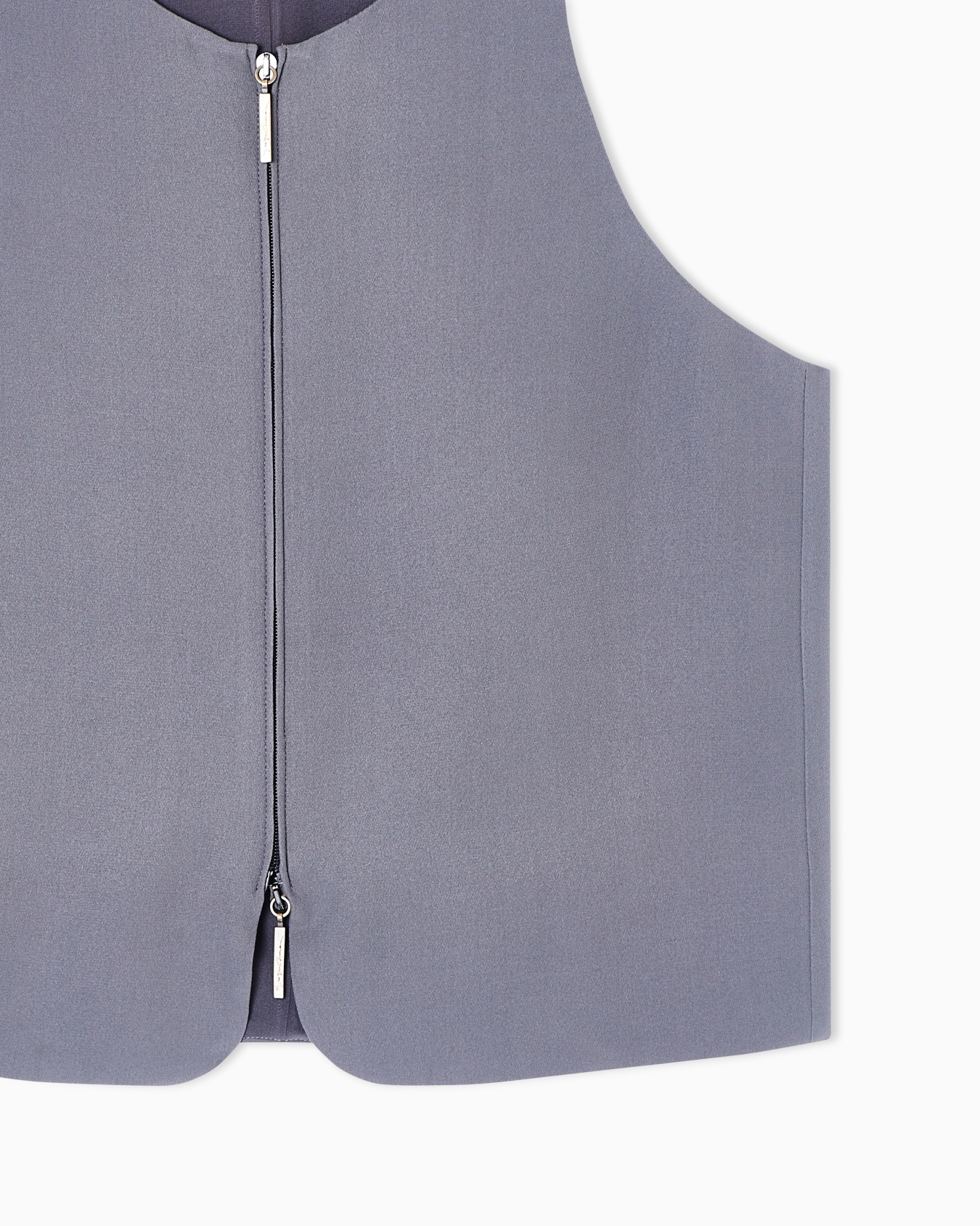 Washed silk crêpe waistcoat Slide 4