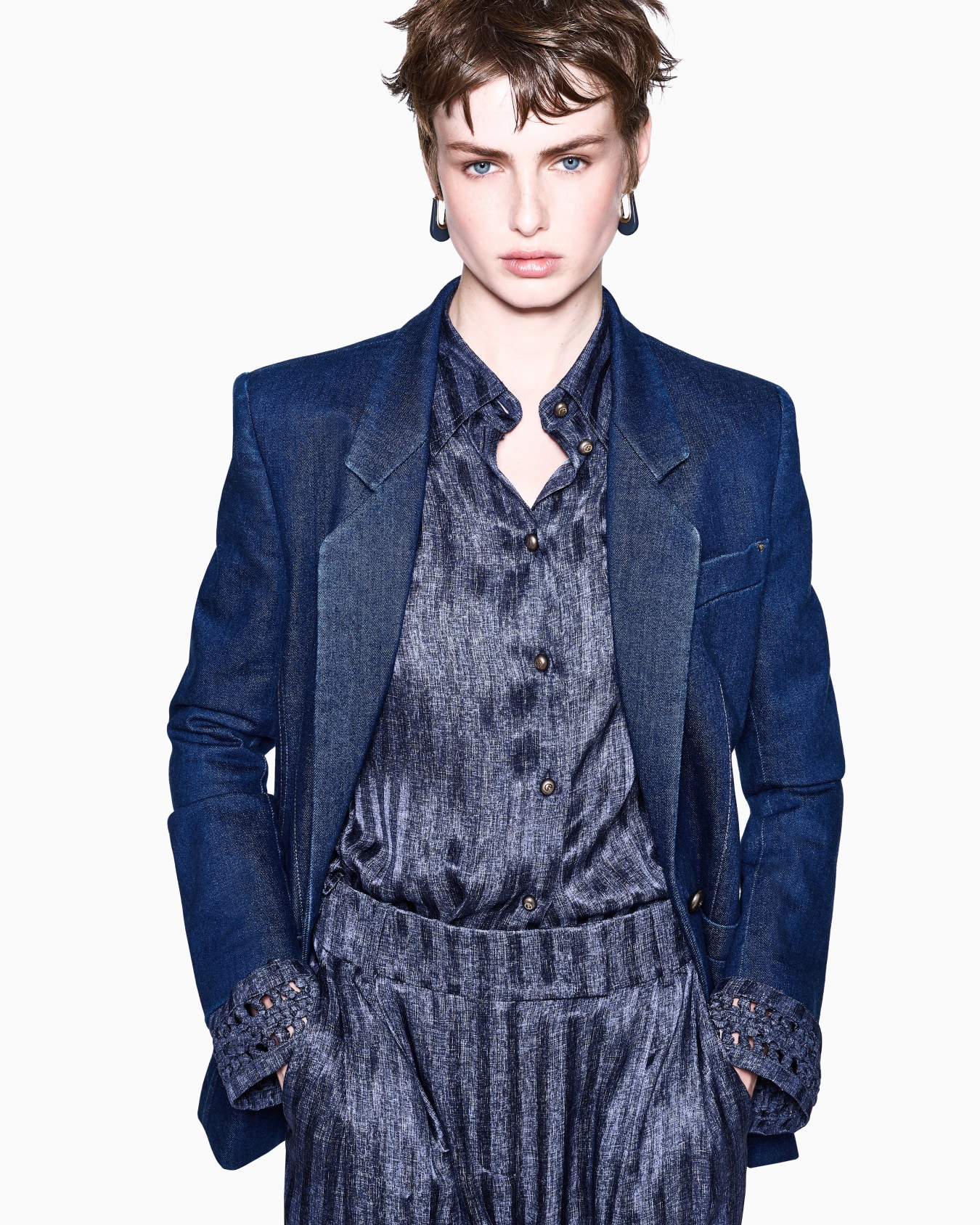 Denim-print silk shirt Slide 4