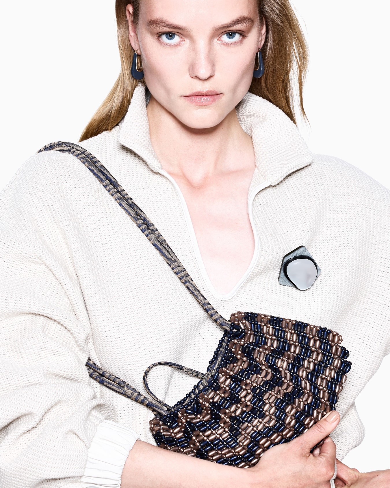 Resin brooch Slide 2