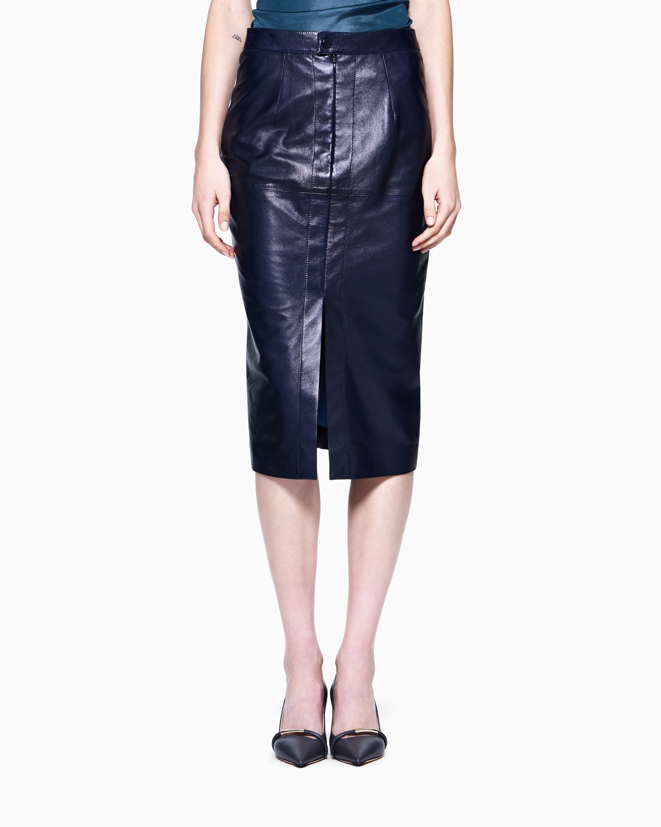 Pencil skirt in nappa lambskin Slide 3