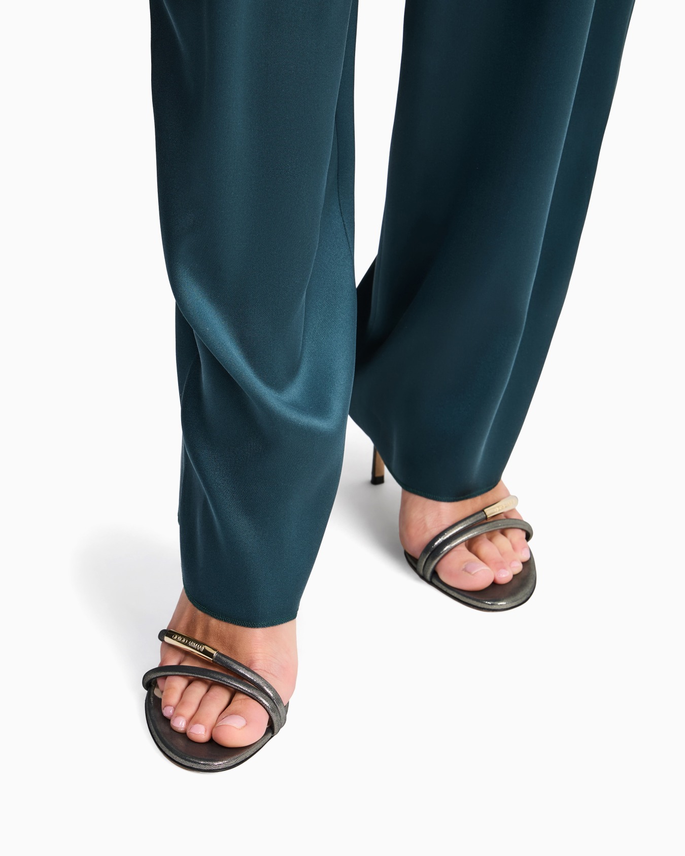 Heeled sandals in sparkling nubuck Slide 5