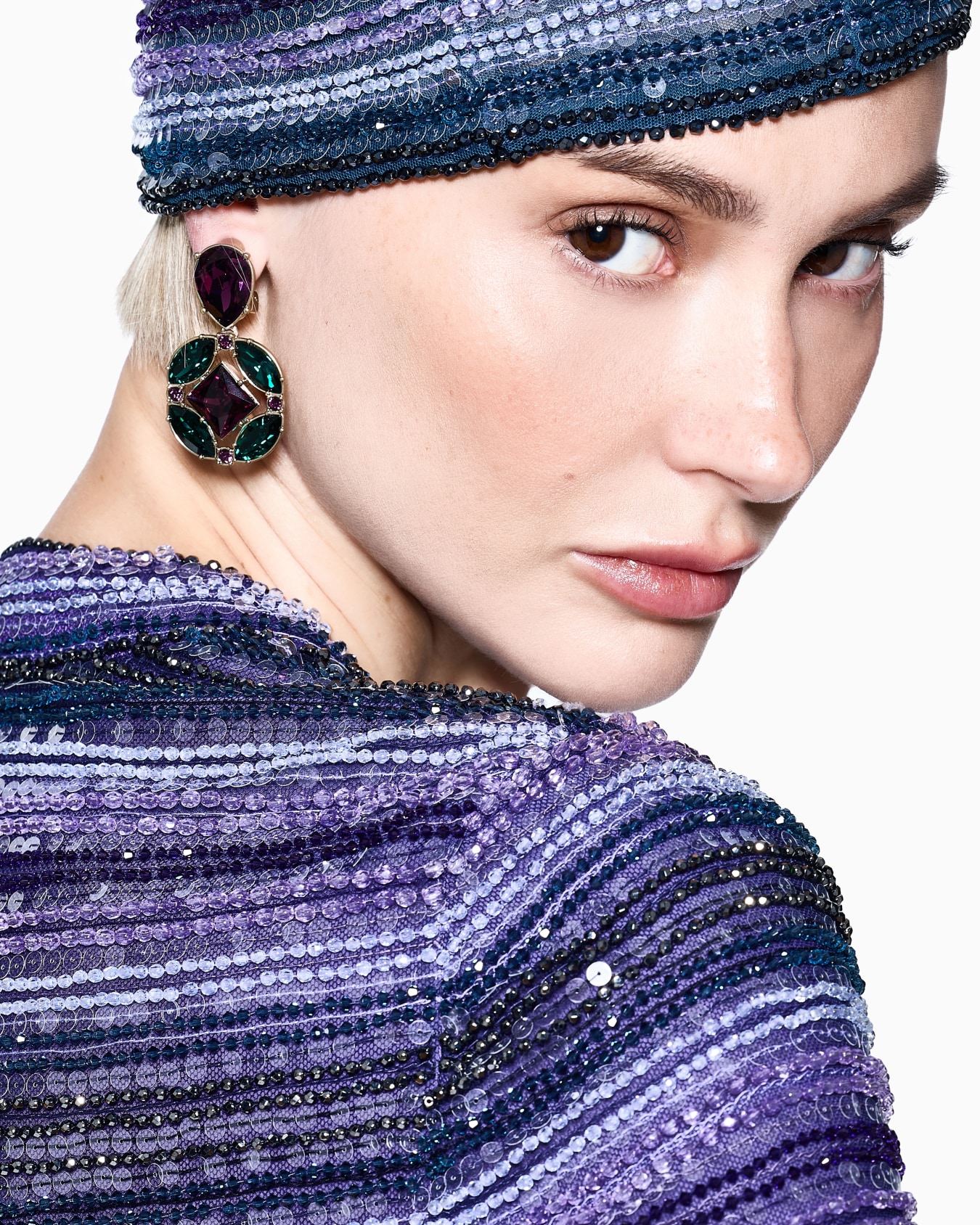 Pendant earrings with Swarovski crystals Slide 2