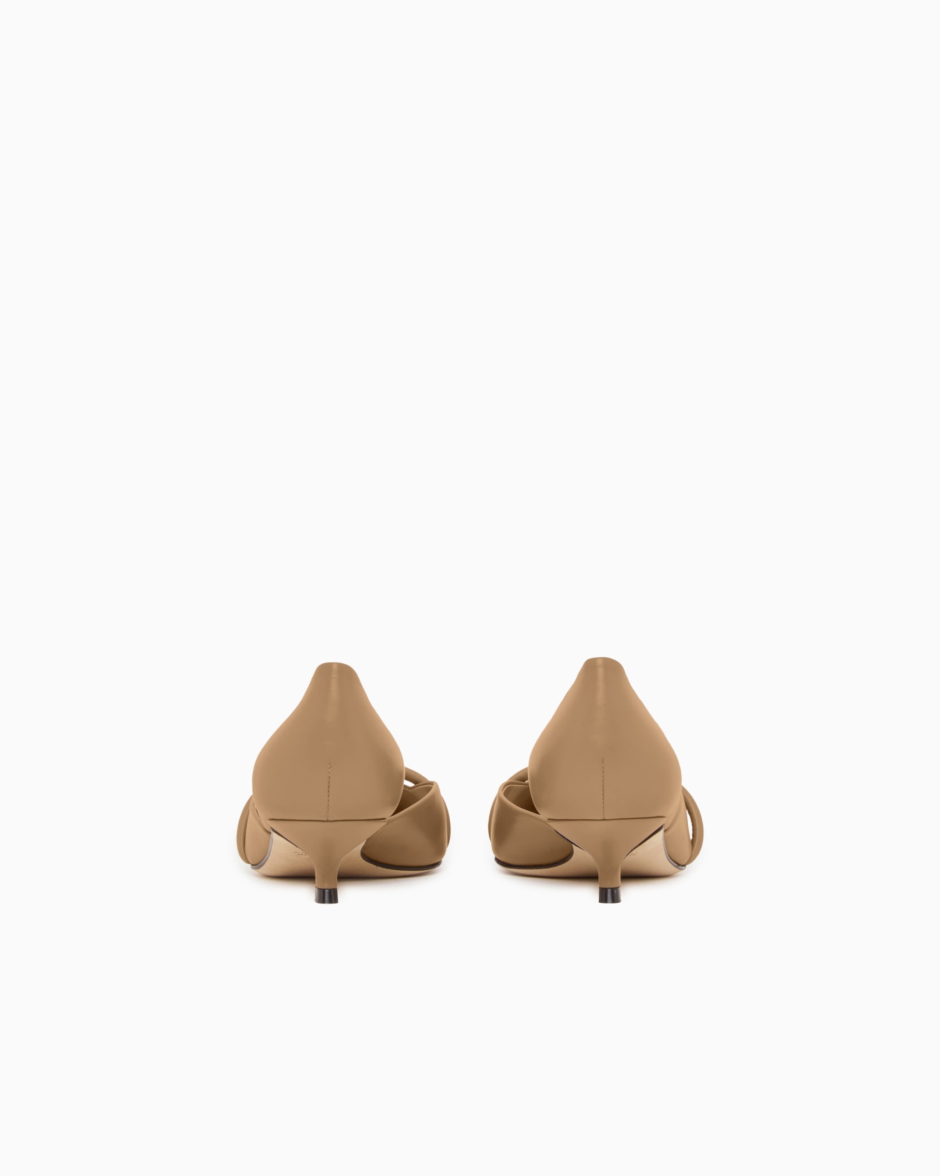 Pumps aus Leder Folie 3