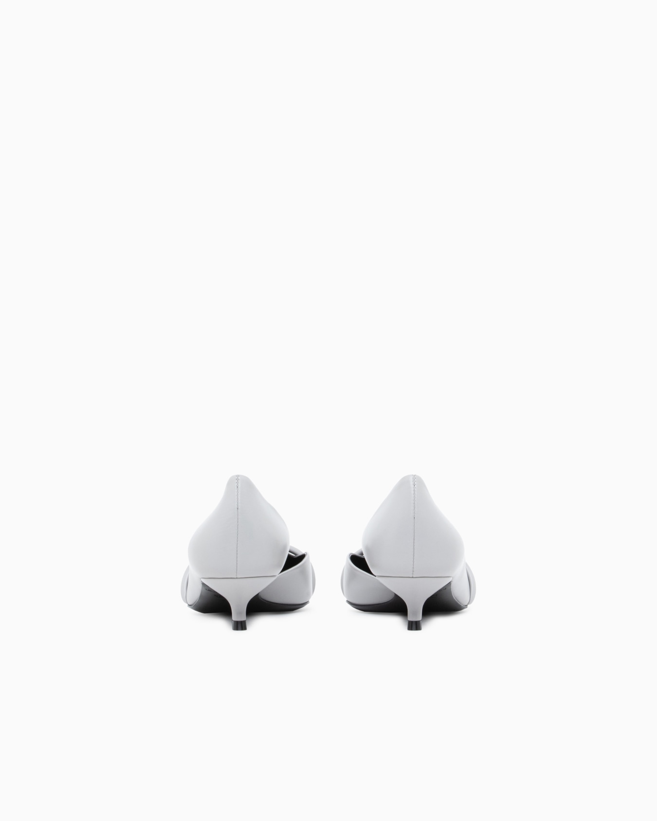 Leather court shoes Slide 3