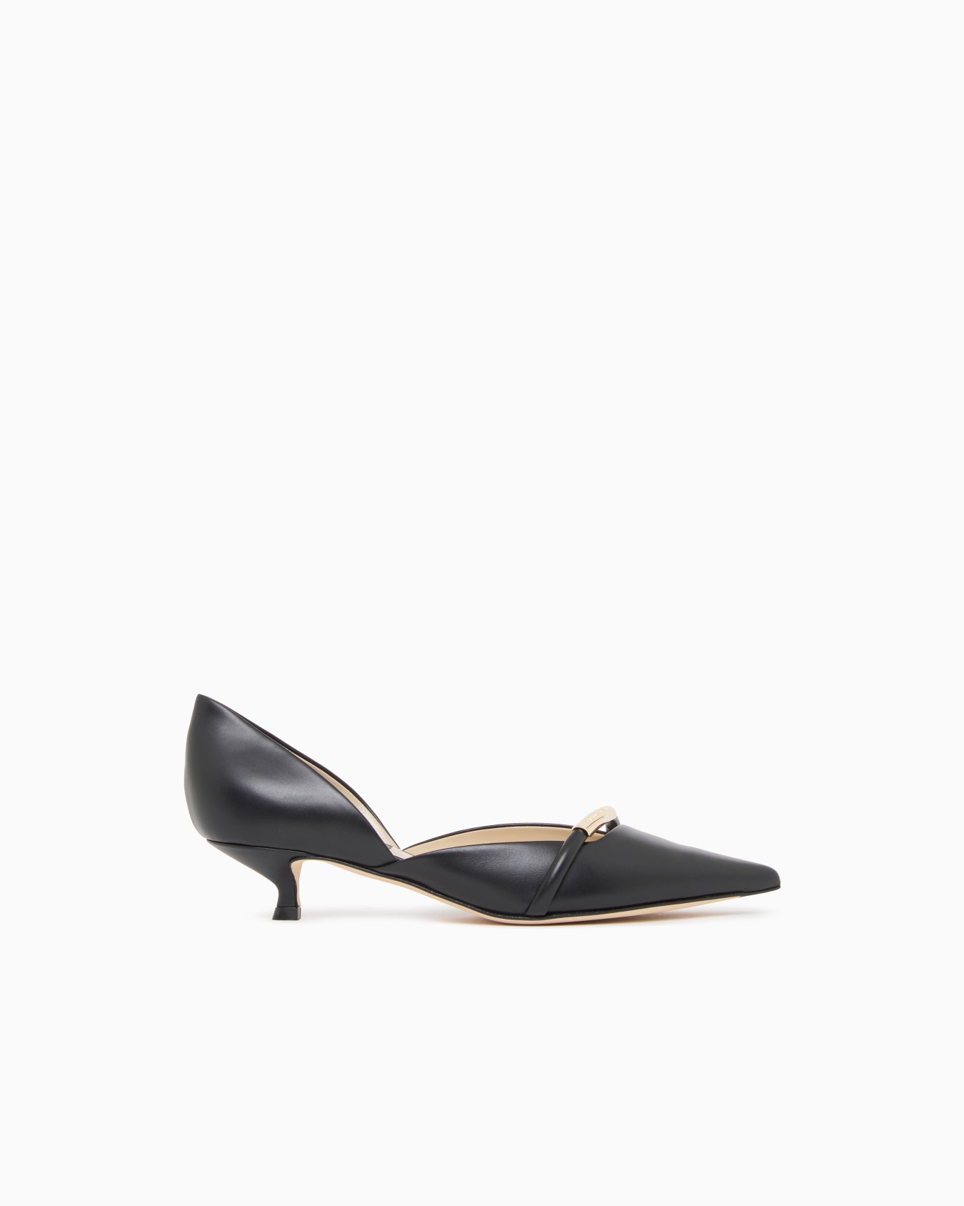 Leather court shoes Slide 0
