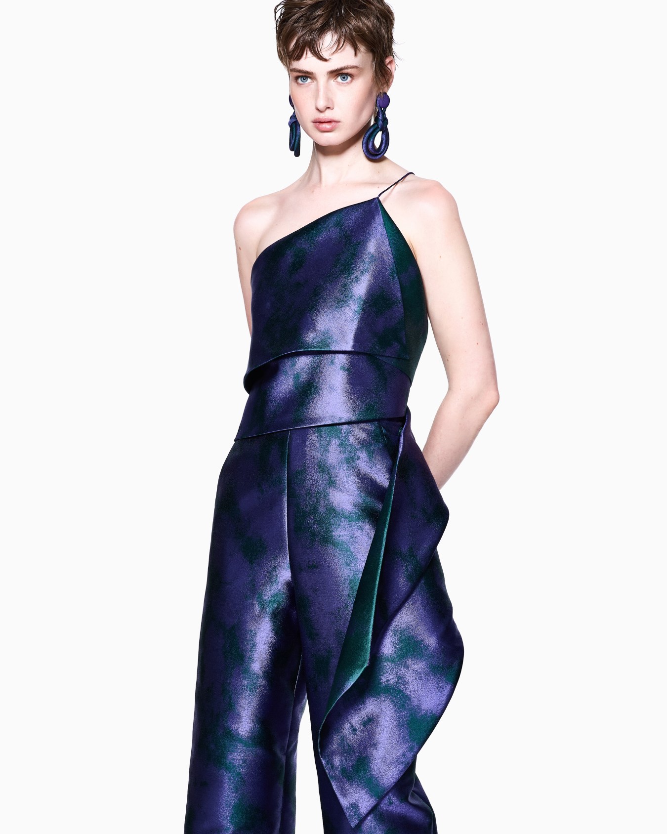 One-shoulder jumpsuit in a two-tone jacquard silk blend  Slide 2