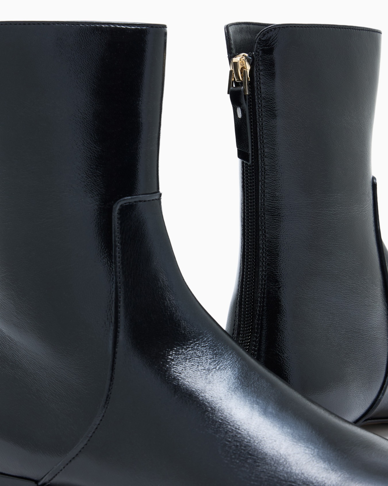 Patent-leather ankle boots Slide 4