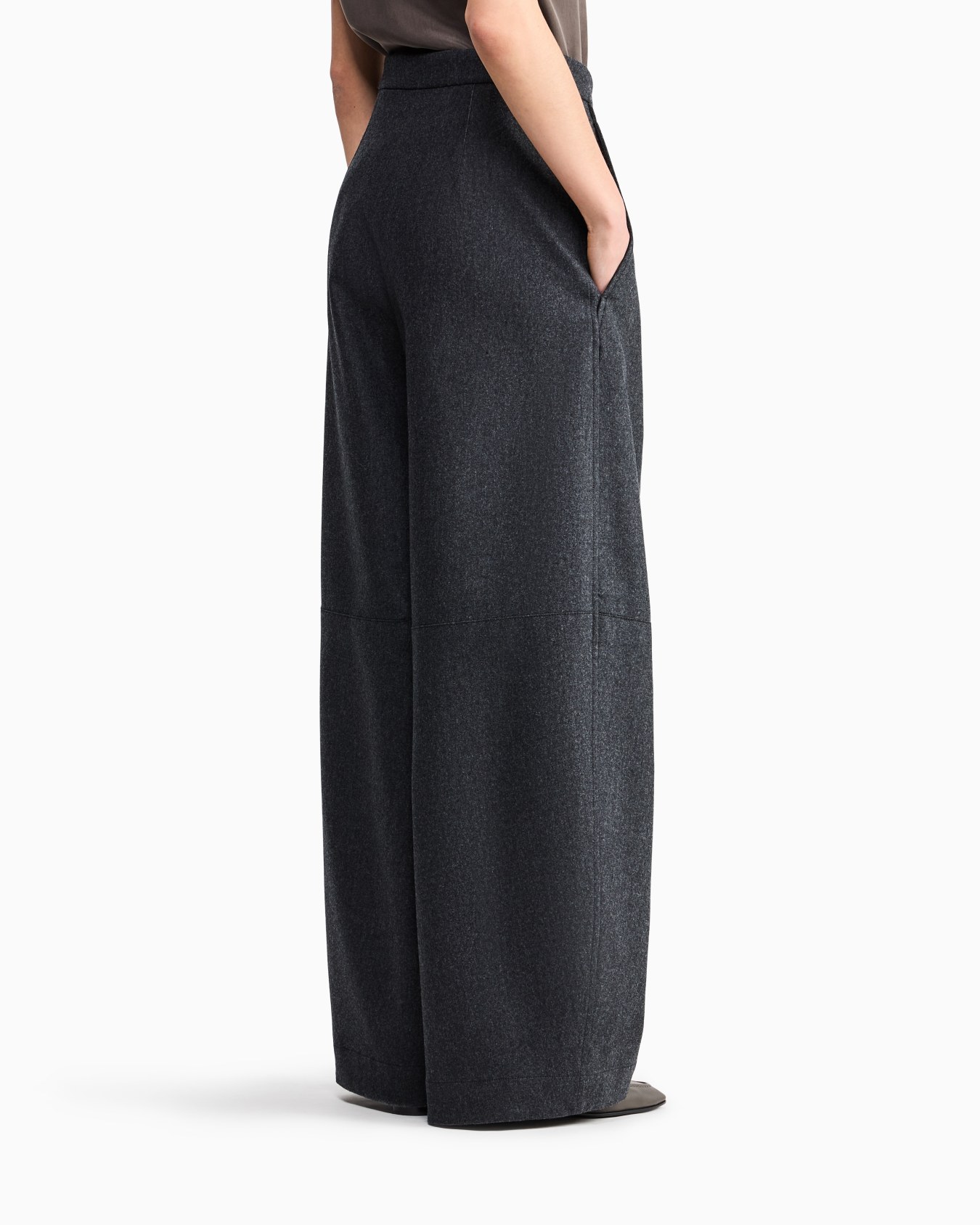 Wide-leg trousers in bonded wool and cashmere flannel Slide 5