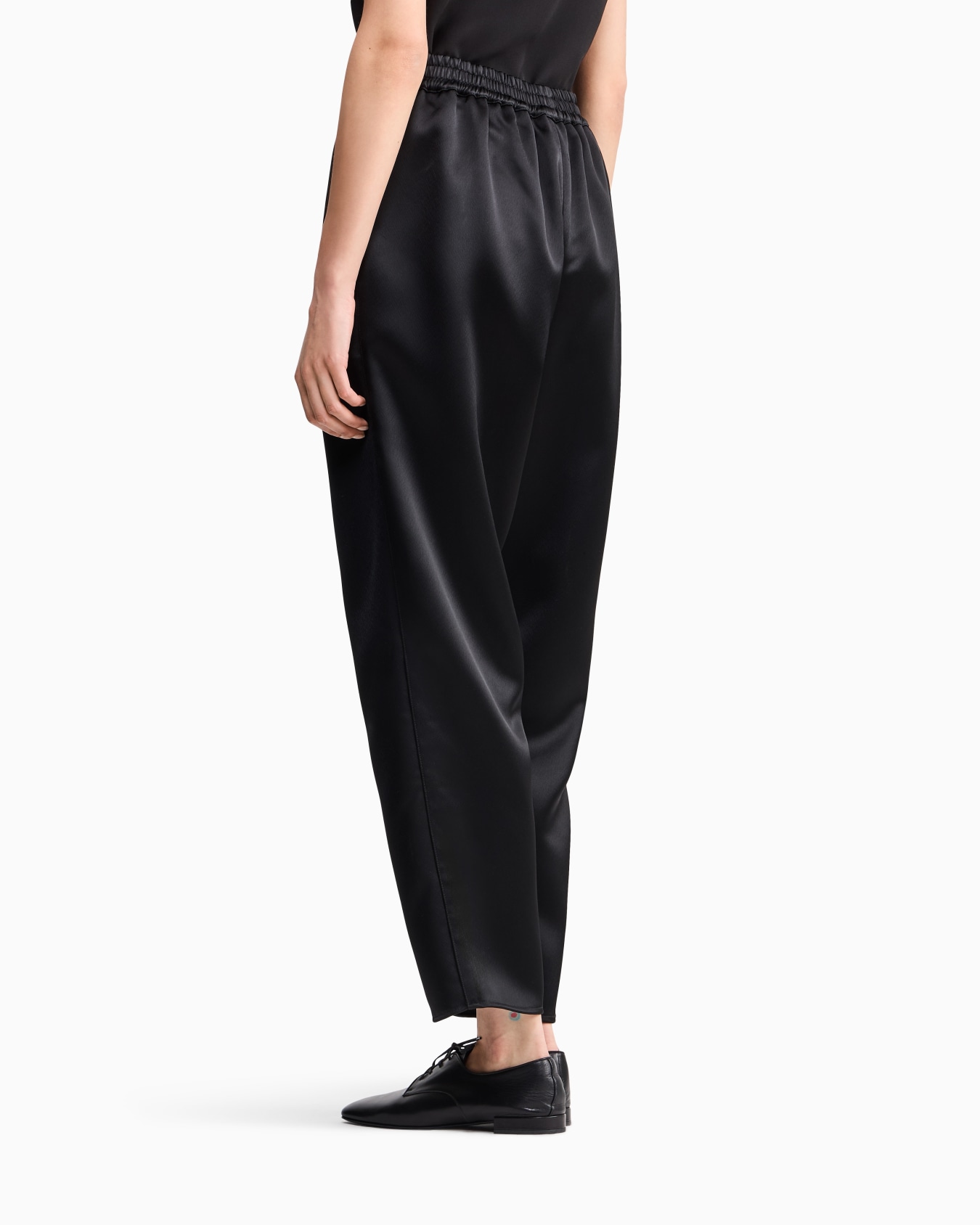 Pantalón de duquesa técnica con cintura elástica y bolsillos Diapositiva 5