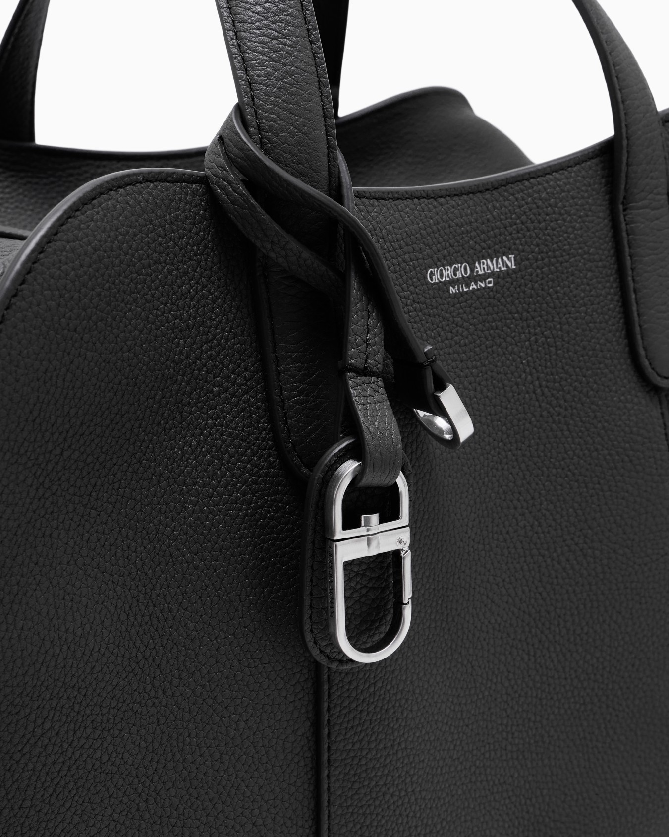 Handbag in grained leather Slide 5